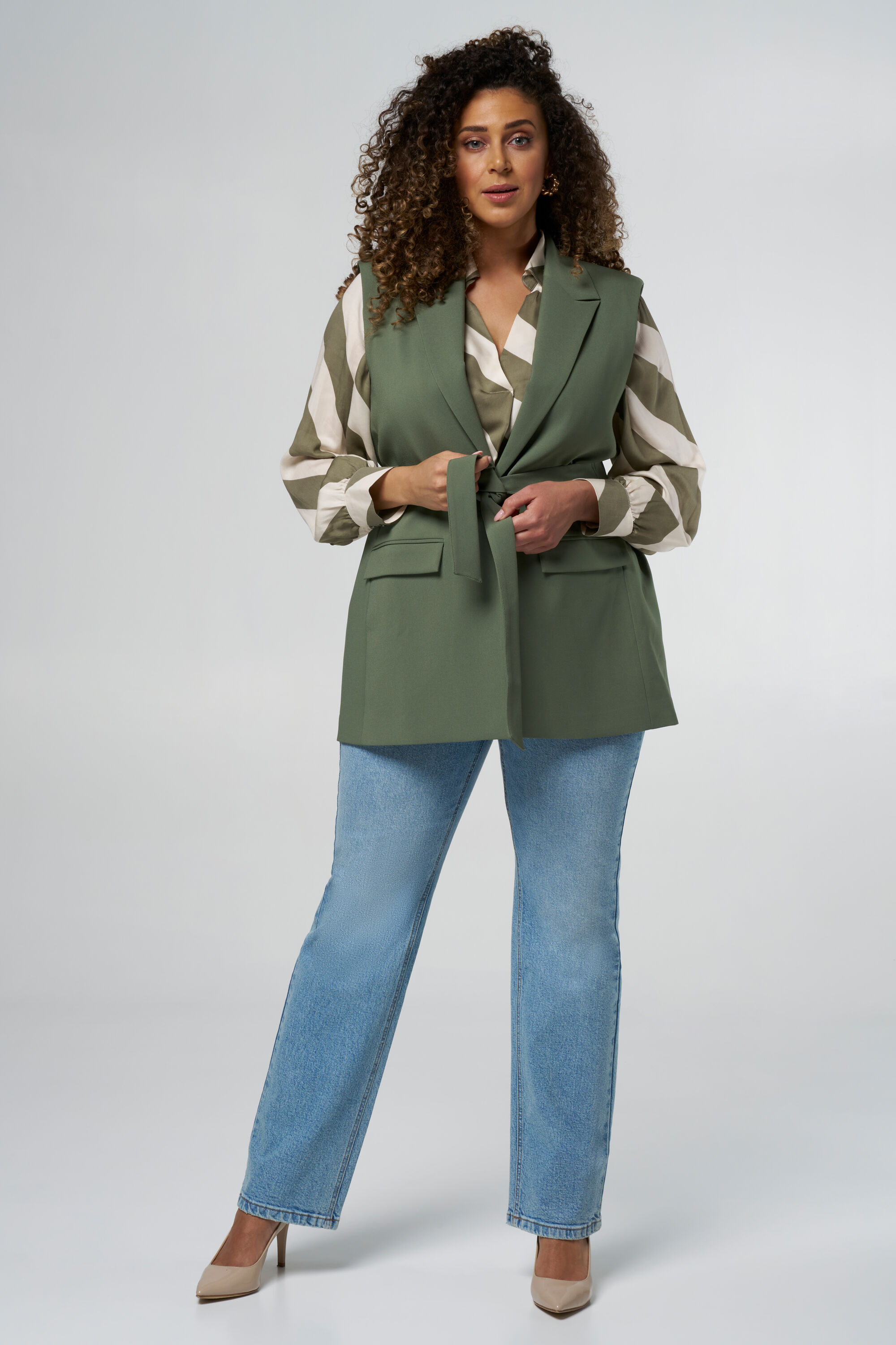 Weste mit dazu passendem G&uuml;rtel image number 5