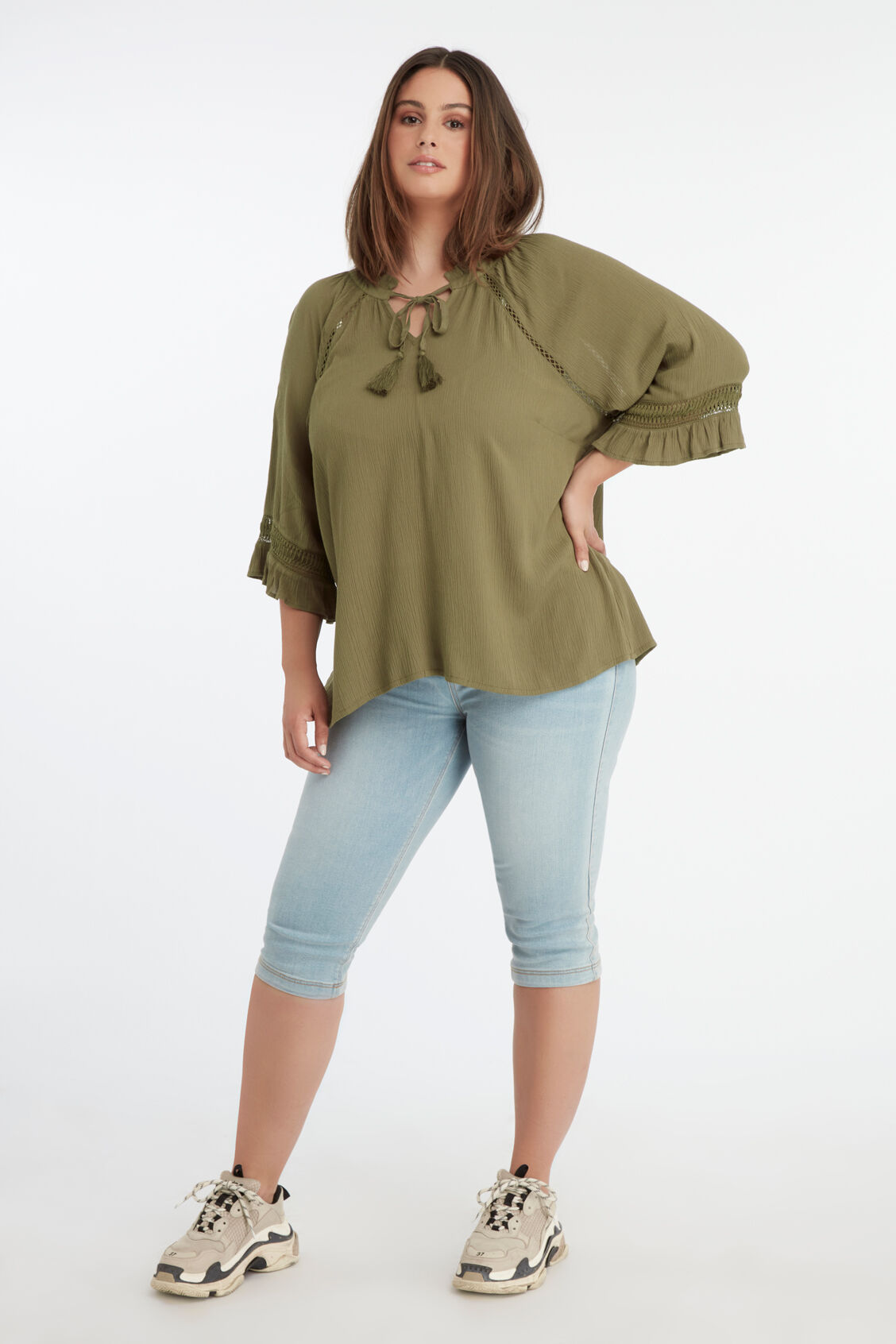 Bluse mit Lochmuster-Details image number 5