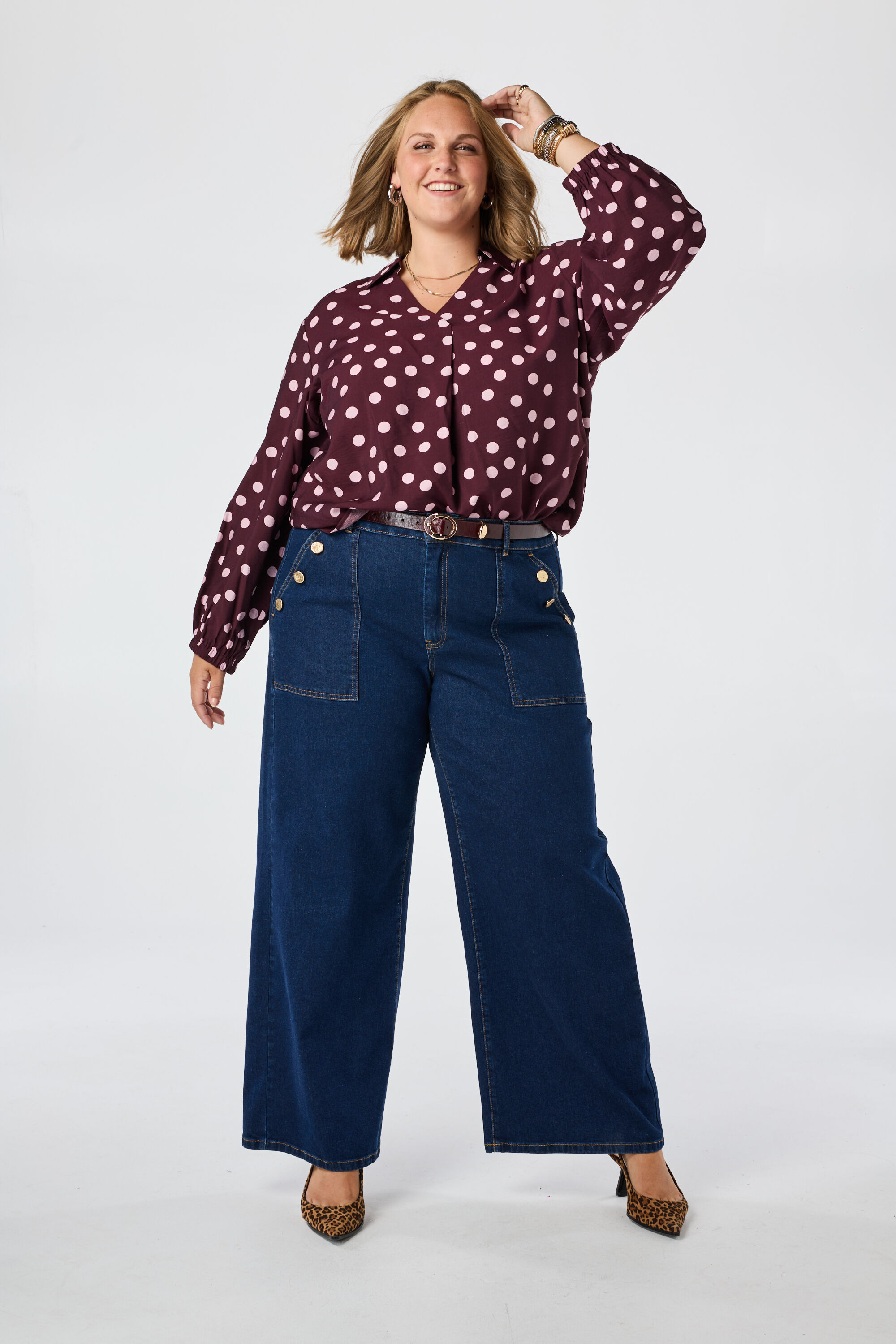 Wide Leg Jeans mit Zierkn&ouml;pfen image number 0