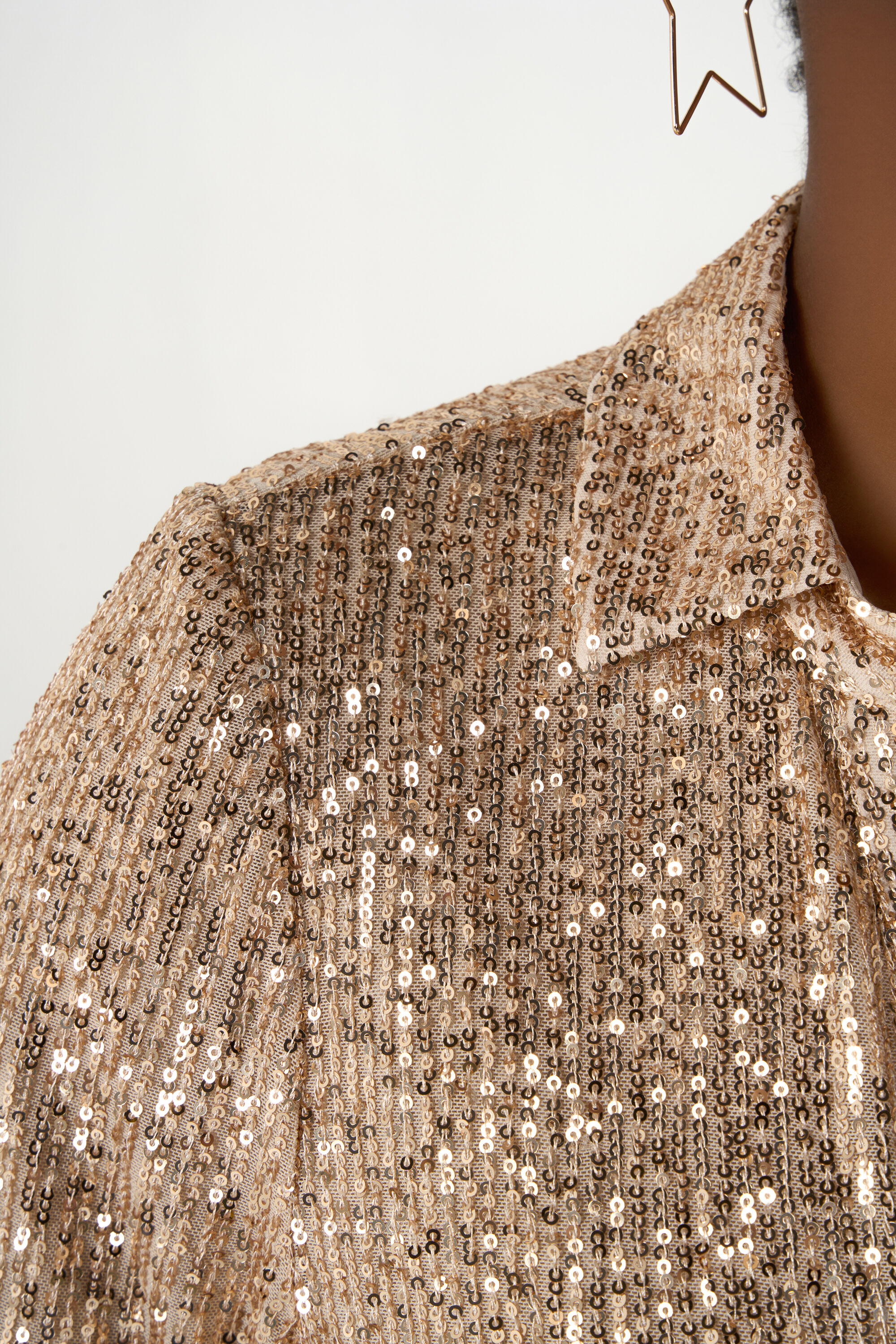 Top mit Pailletten image number 4