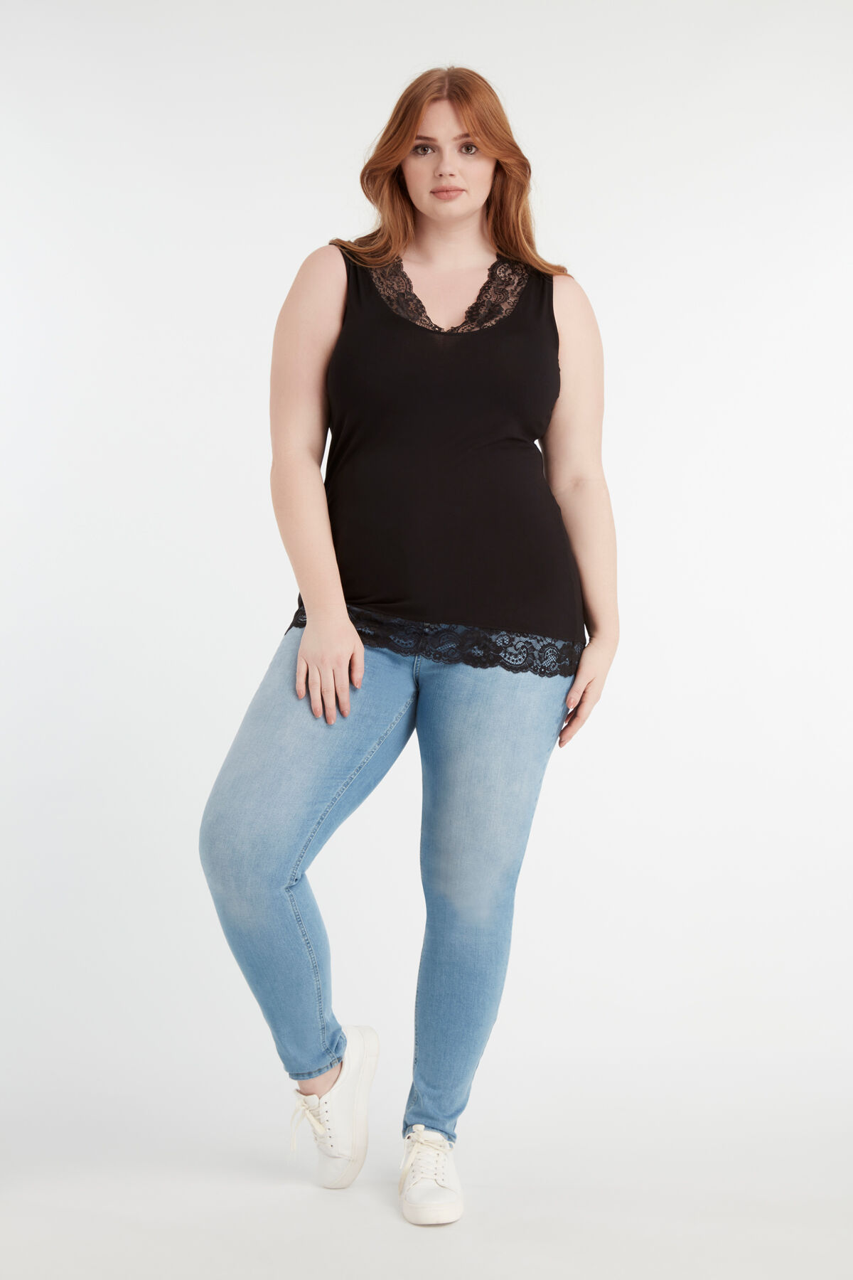 &Auml;rmelloses Top mit Spitze image number 4