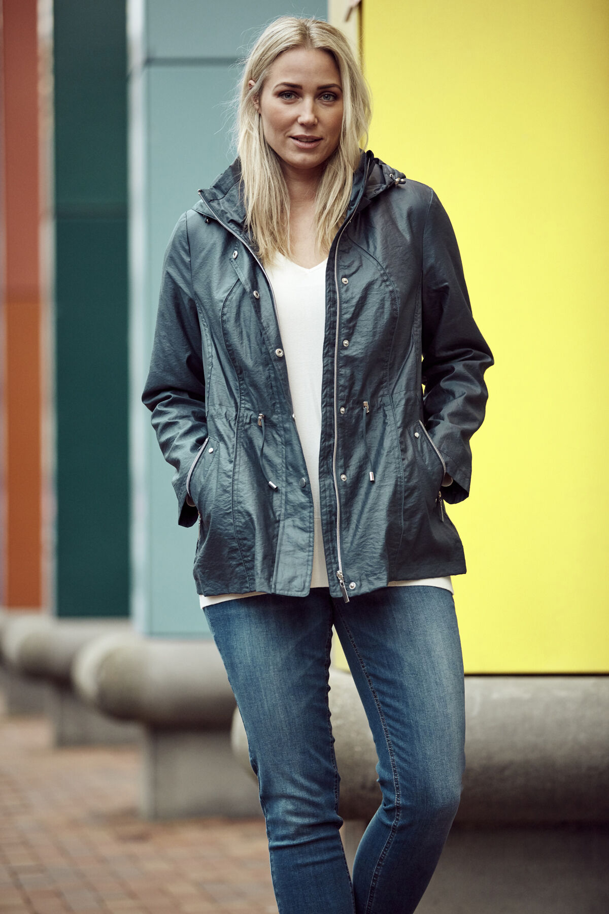 &Uuml;bergangsmantel mit abnehmbarer Kapuze image number 5