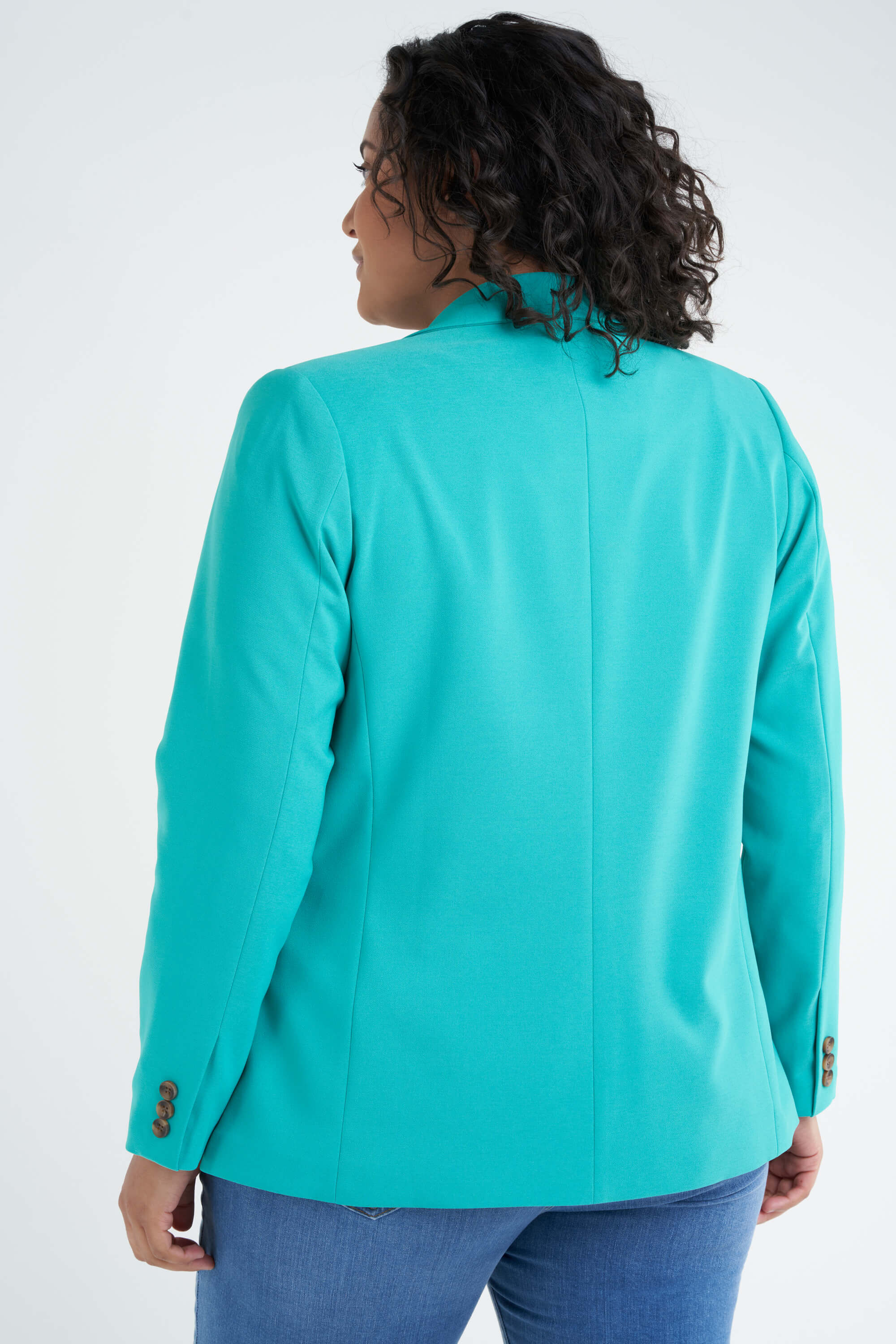 Blazer  image number 3