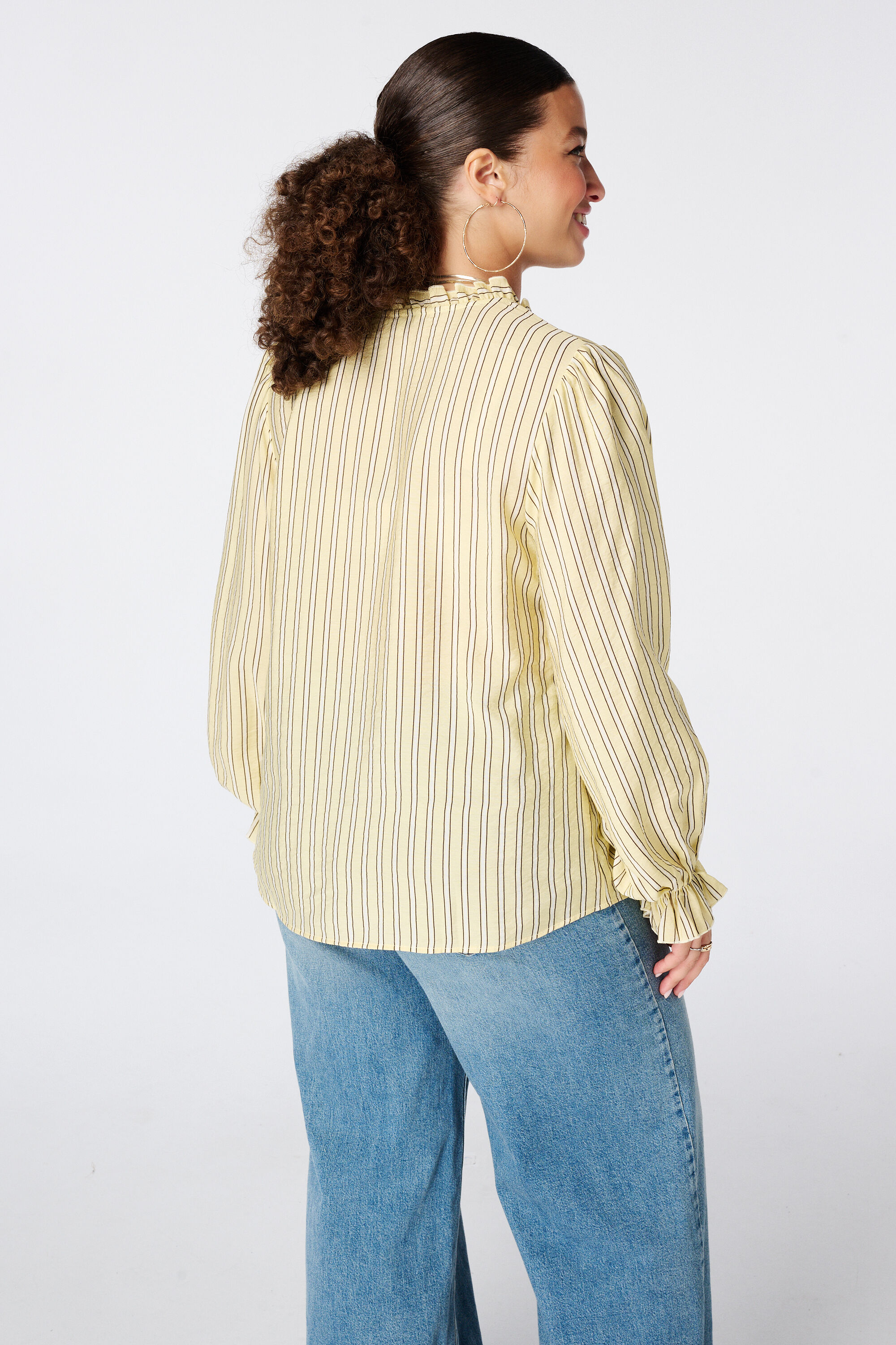 Bluse mit Volants image number 3