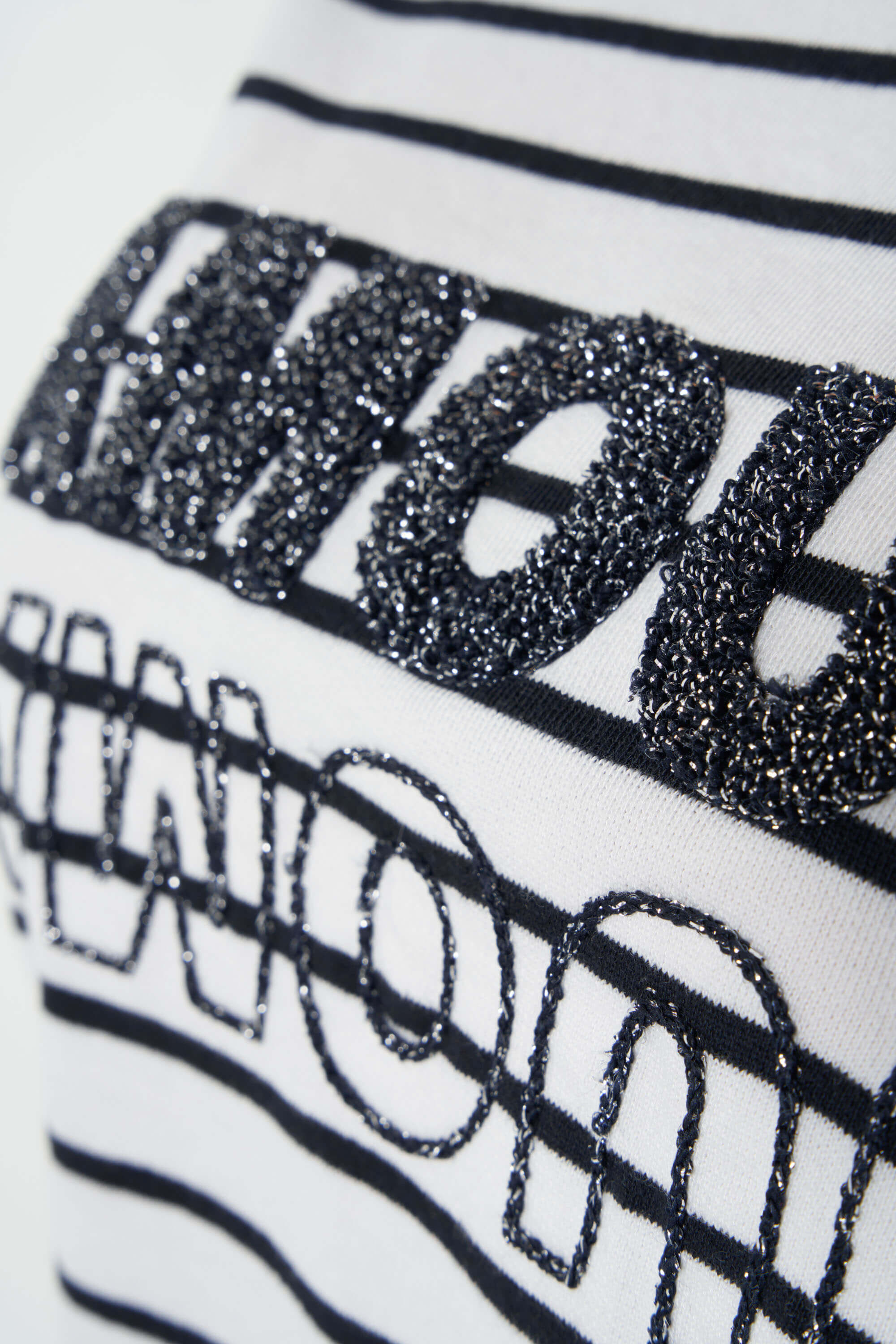 Pullover mit Text-Print image number 5