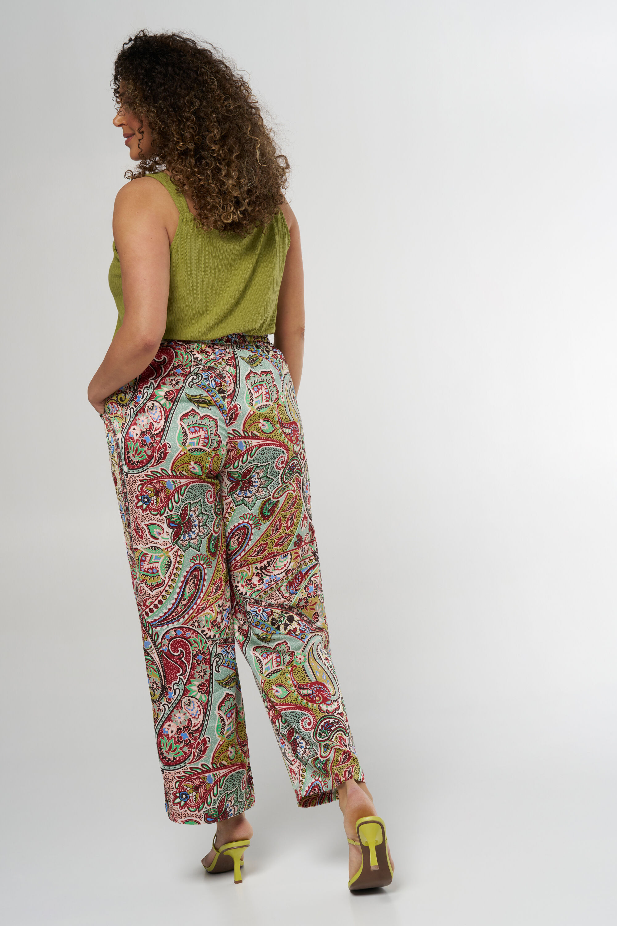Weit geschnittene Hose mit Print image number 3