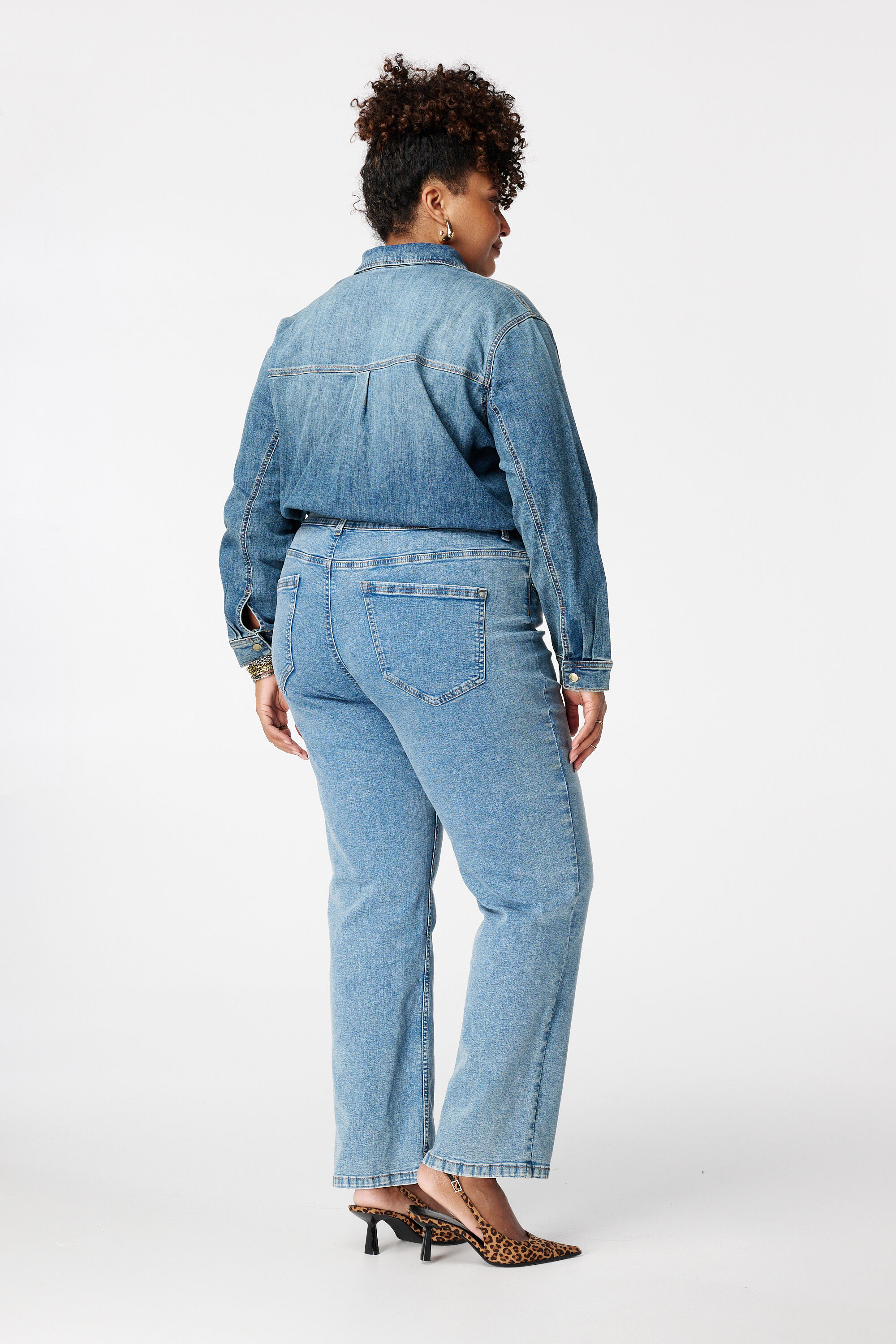 Straight-Leg-Jeans LILY image number 3