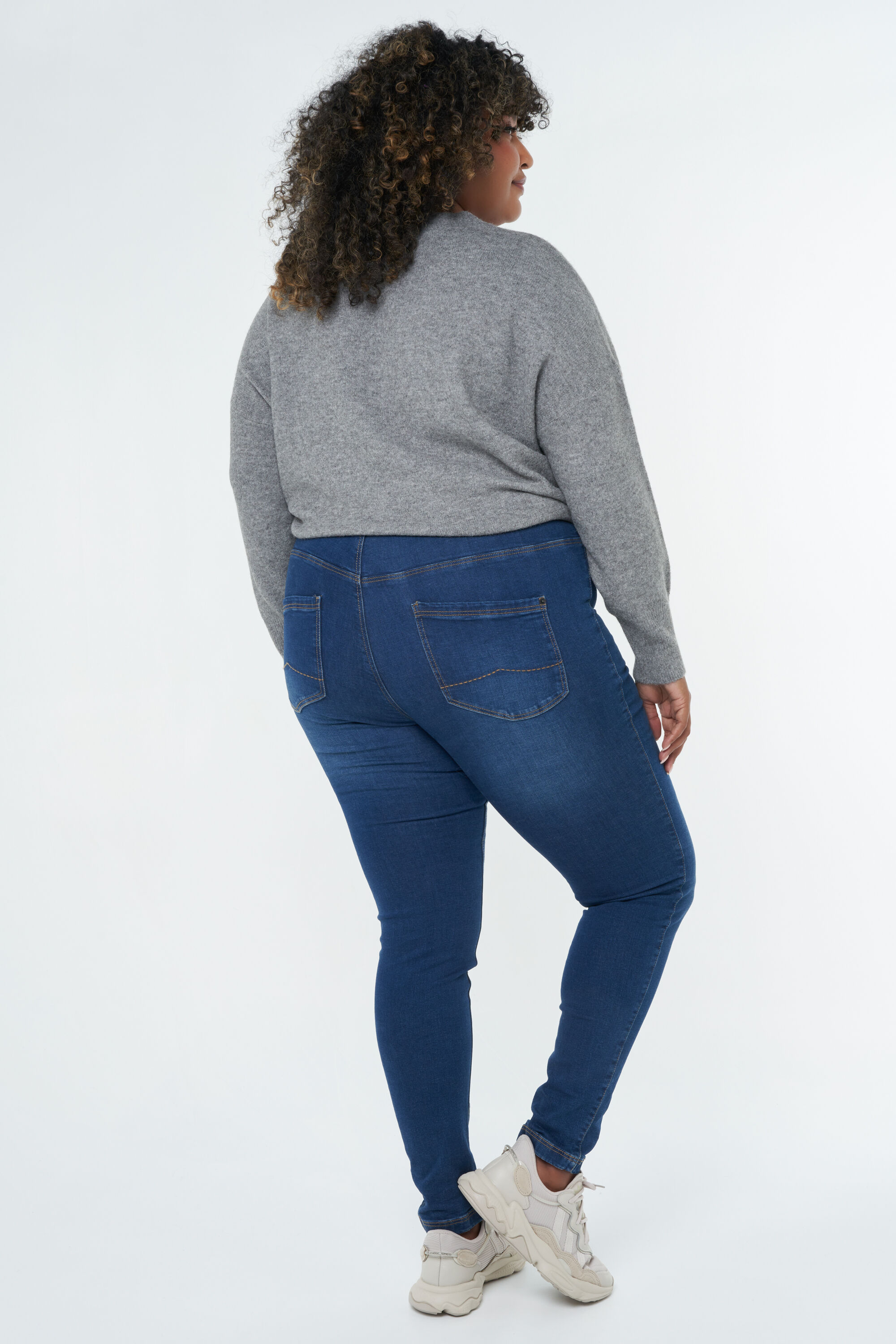 Slim-Fit- 30 inch Treggings POPPY  image number 3