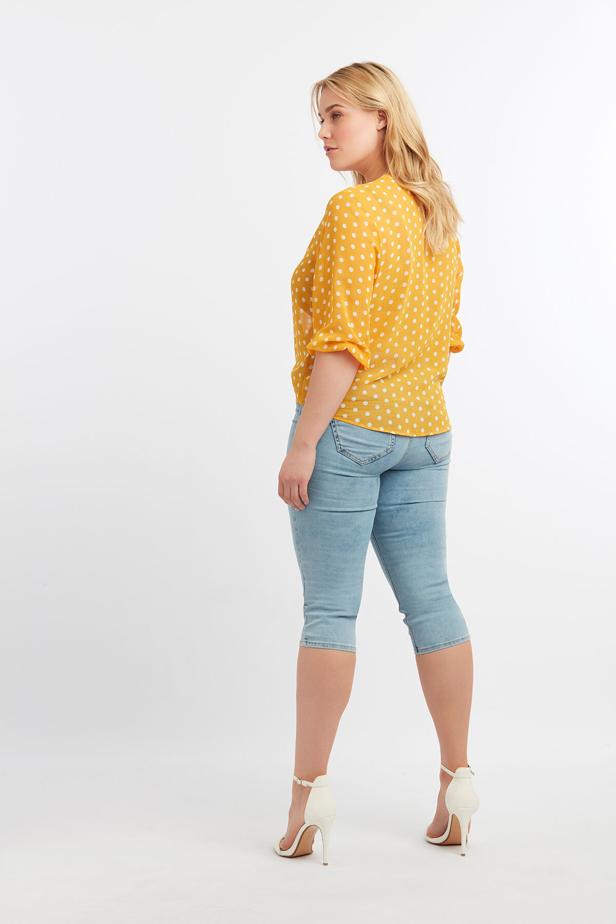 Transparente Bluse mit Punktmuster image number 4