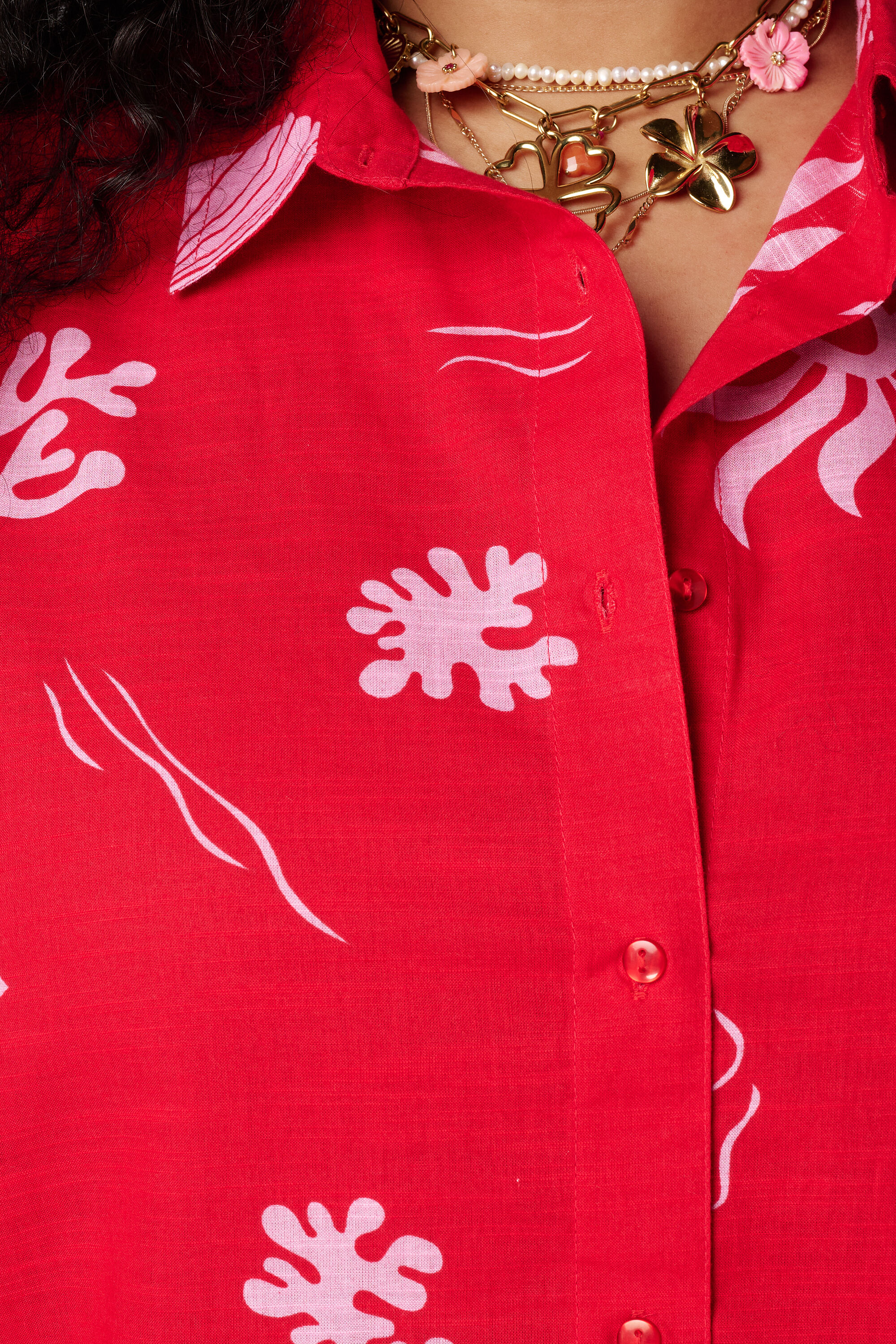 Bluse mit tropischem Print image number 6