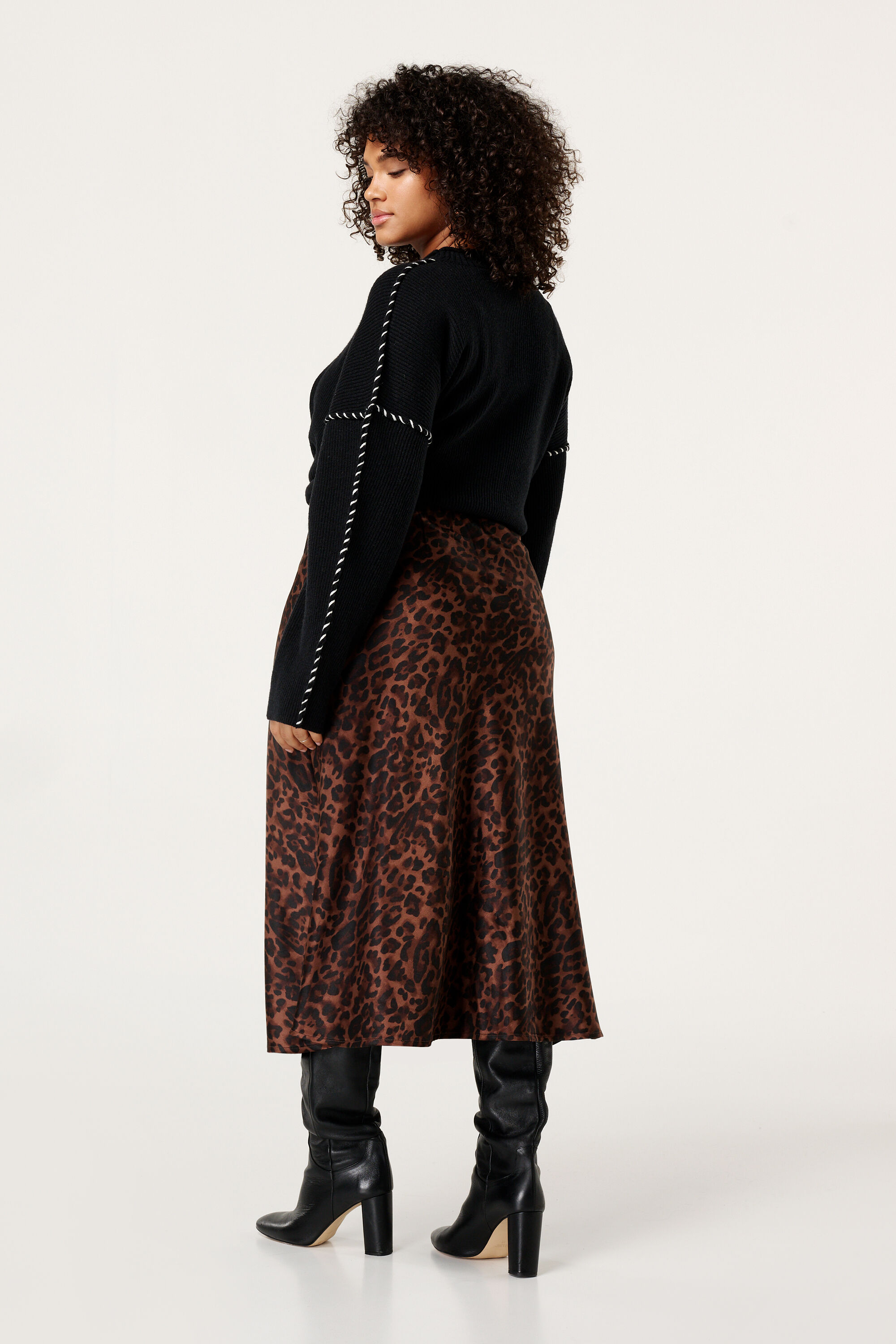 Midirock mit Leopard-Print  image number 3