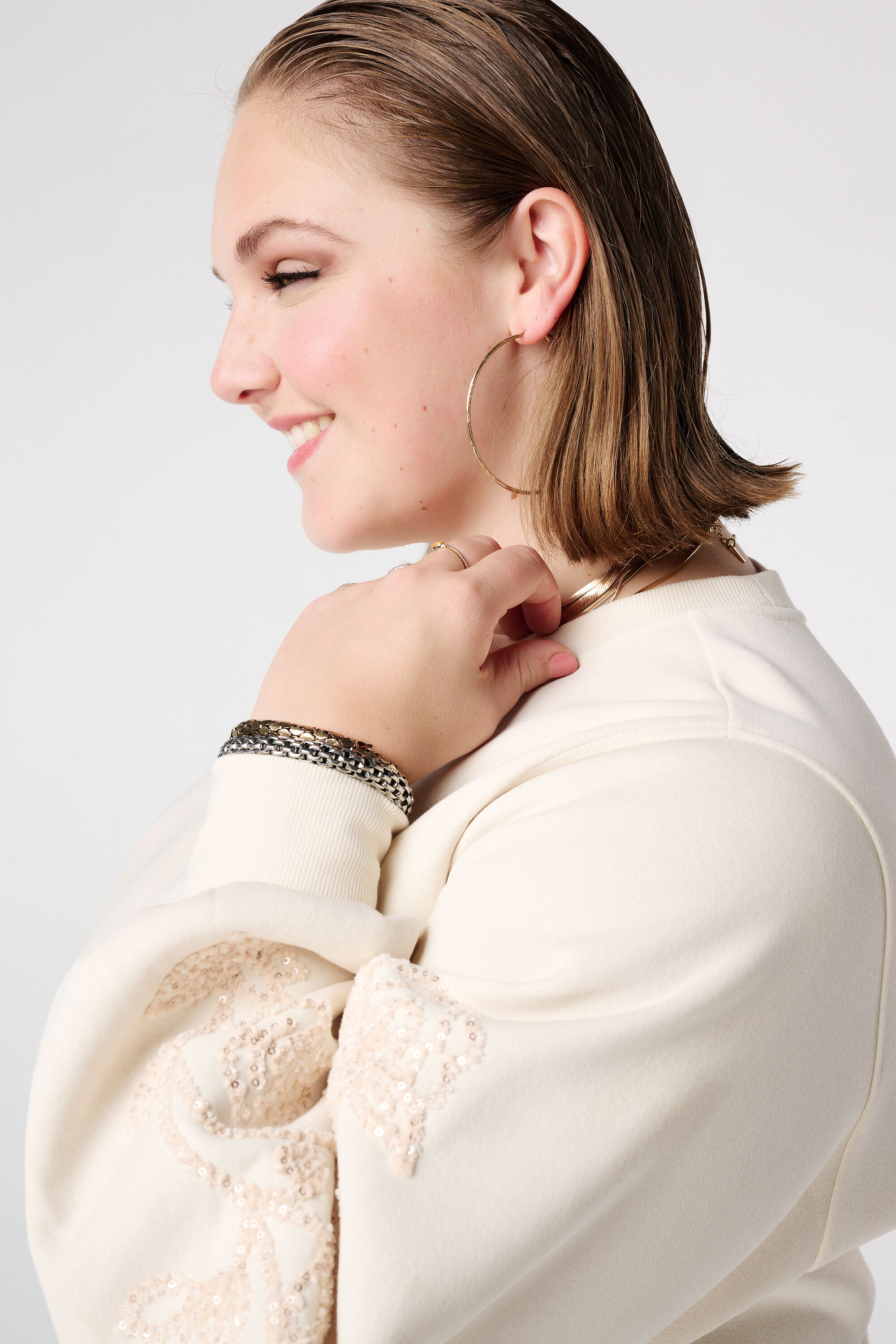 Pullover mit zarter Stickerei auf den &Auml;rmeln image number 4