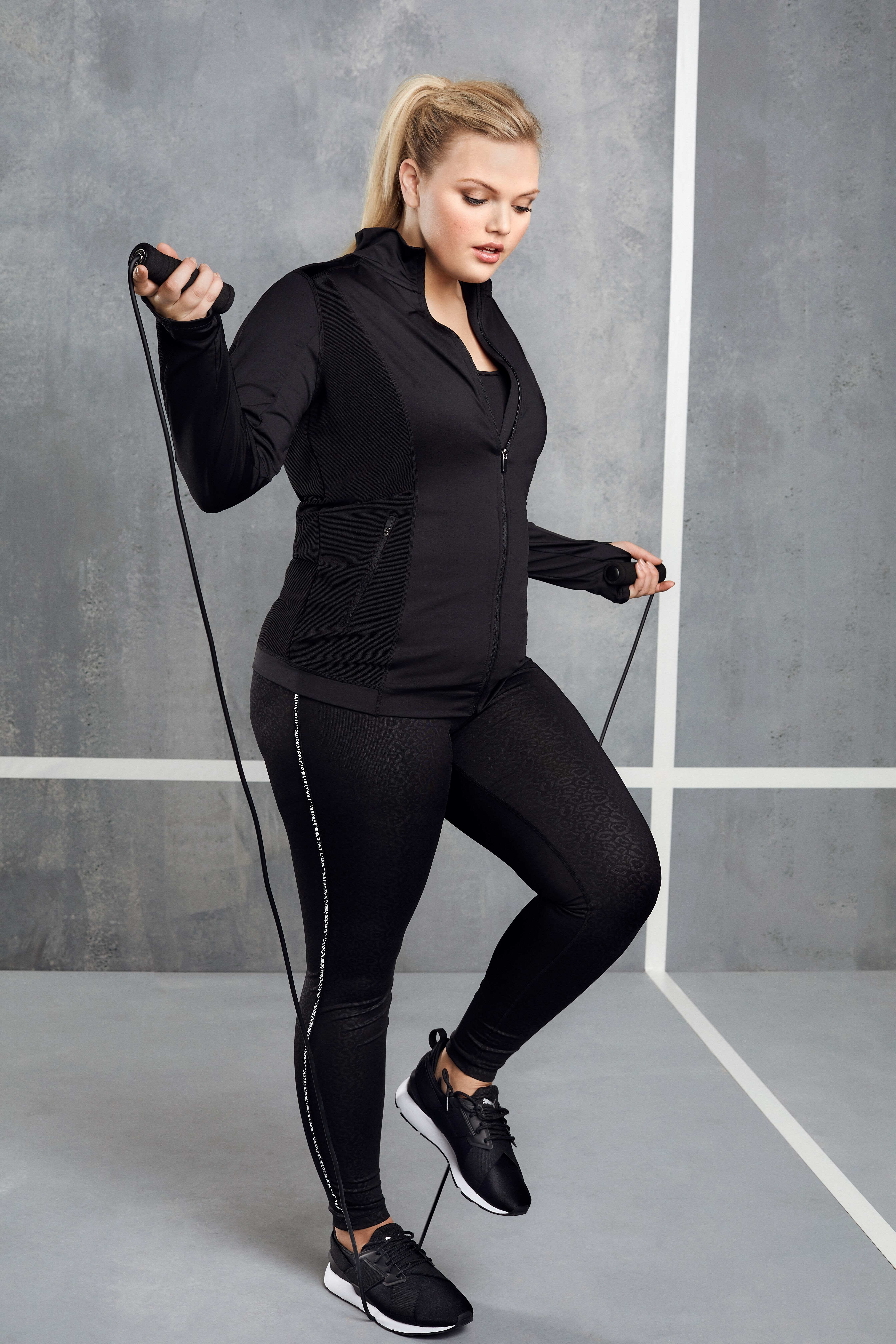 Sport-Leggings mit Leoparden-Print image number 3