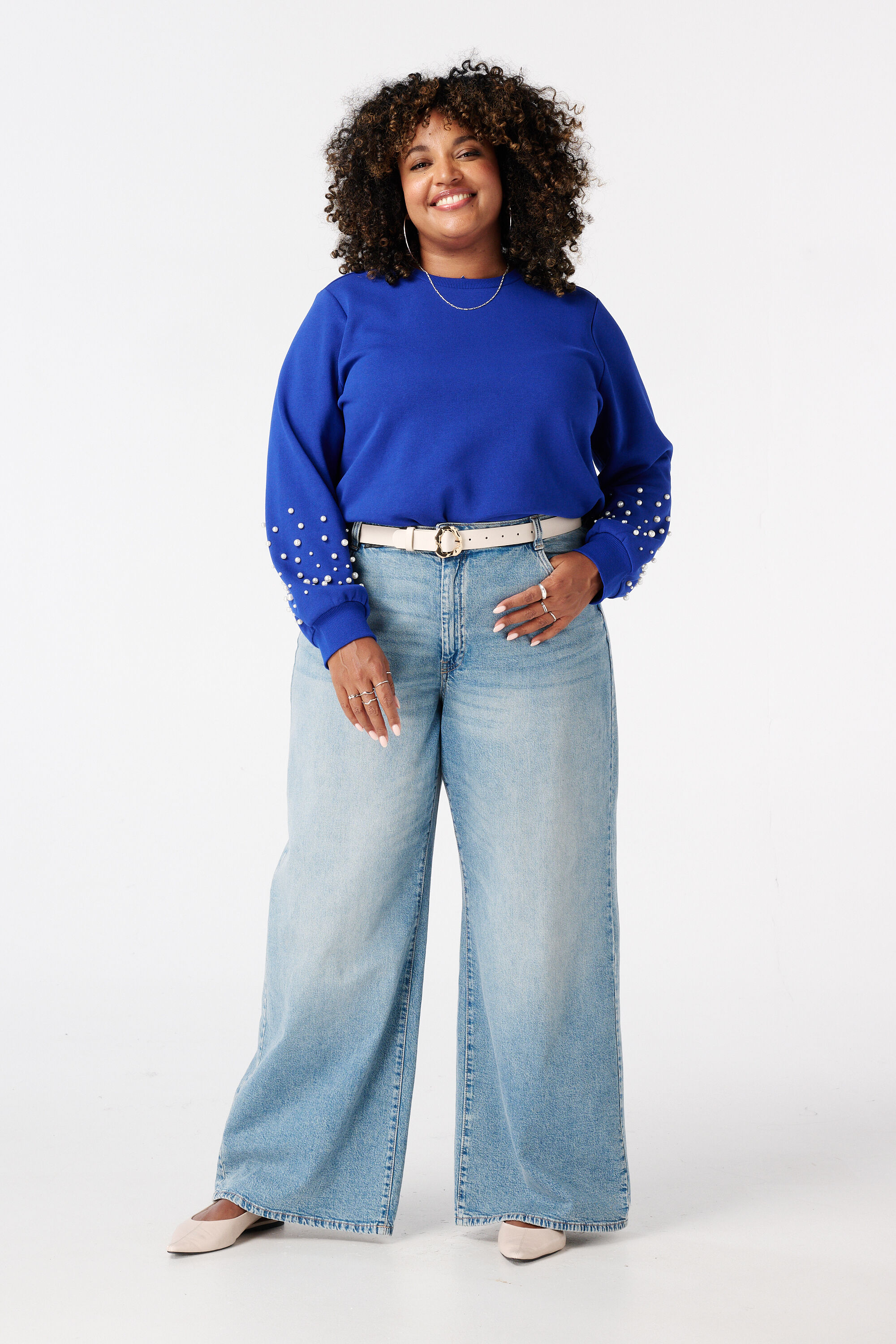 Pullover mit Perlendetail image number 5