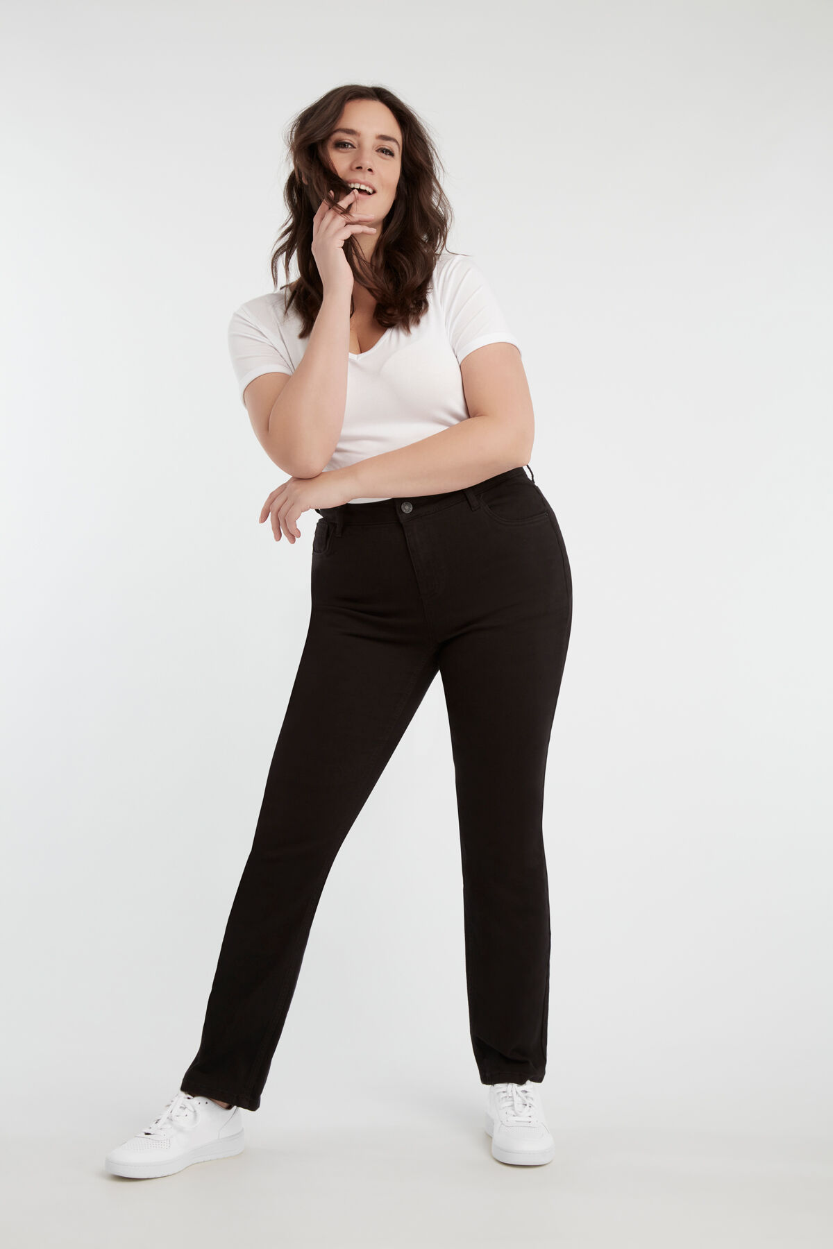 LILY Jeans mit geradem Bein image number 7