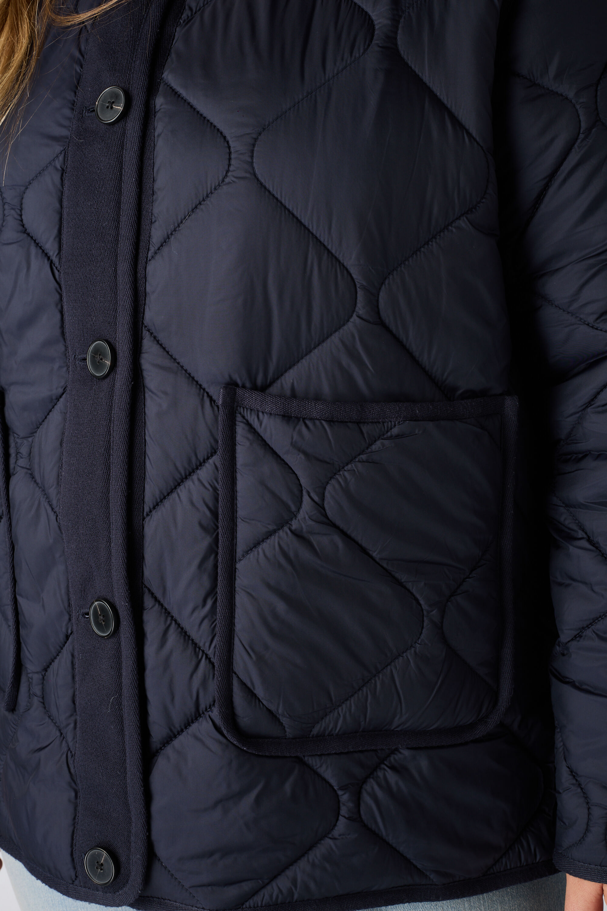 Leicht gesteppte Jacke image number 6