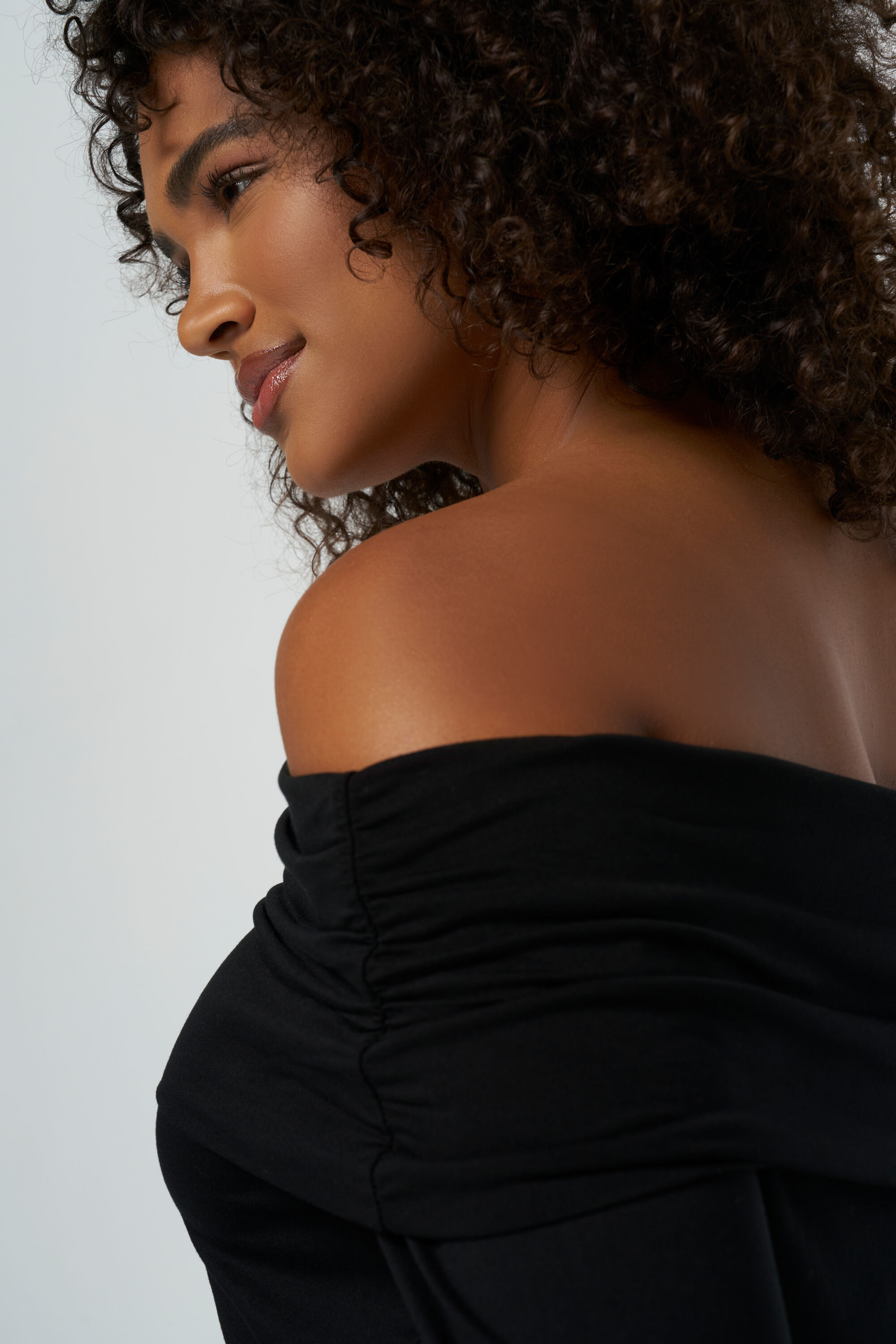 Off-Shoulder-Top image number 4