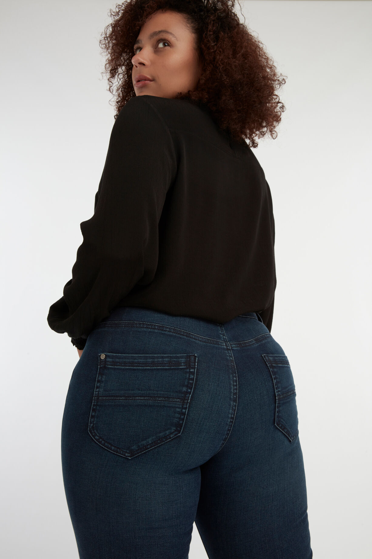 Magic Simplicity SHAPES Jeans image number 4