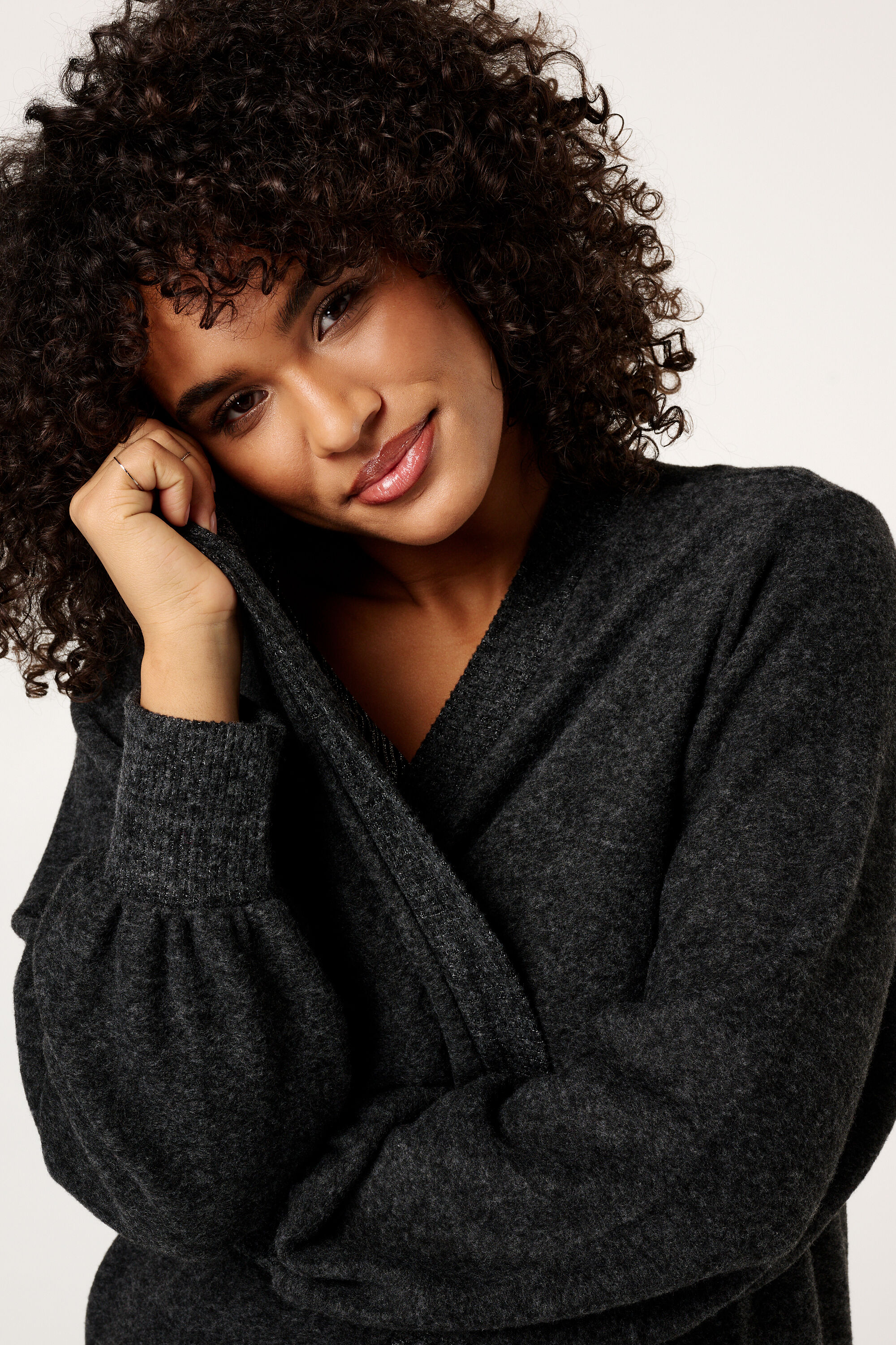 Strickjacke mit Ballon&auml;rmeln image number 4