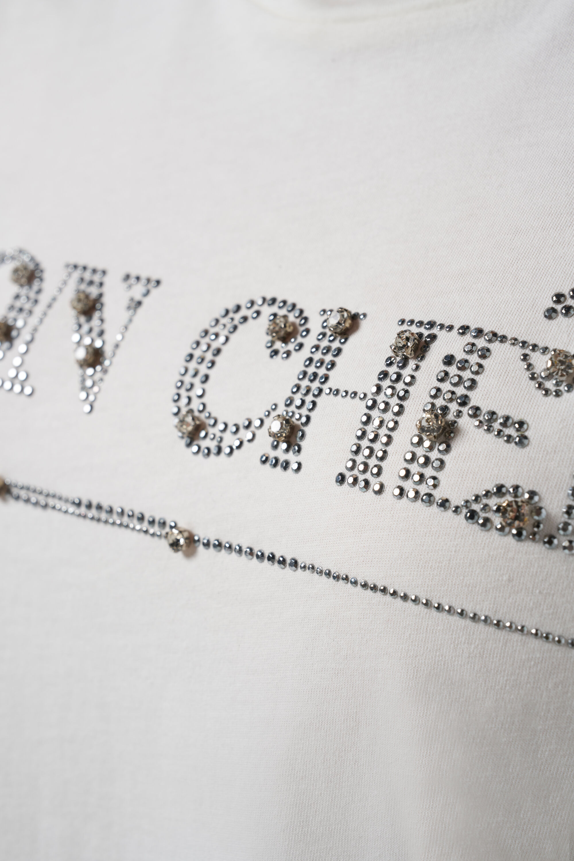 T-Shirt mit Strasssteinen  image number 4