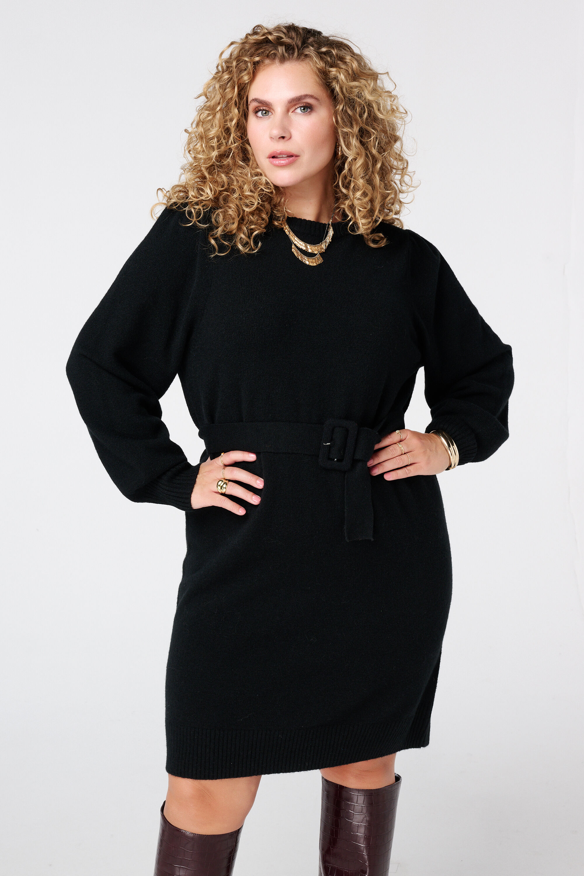 Strickkleid mit G&uuml;rtel image number 5