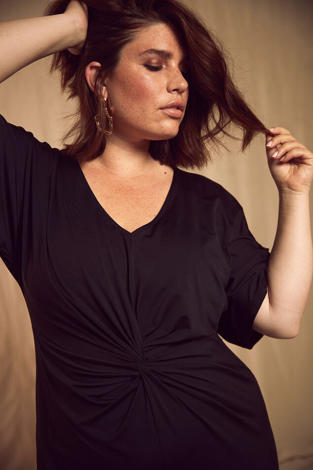 Kleid mit V-Ausschnitt image number 0