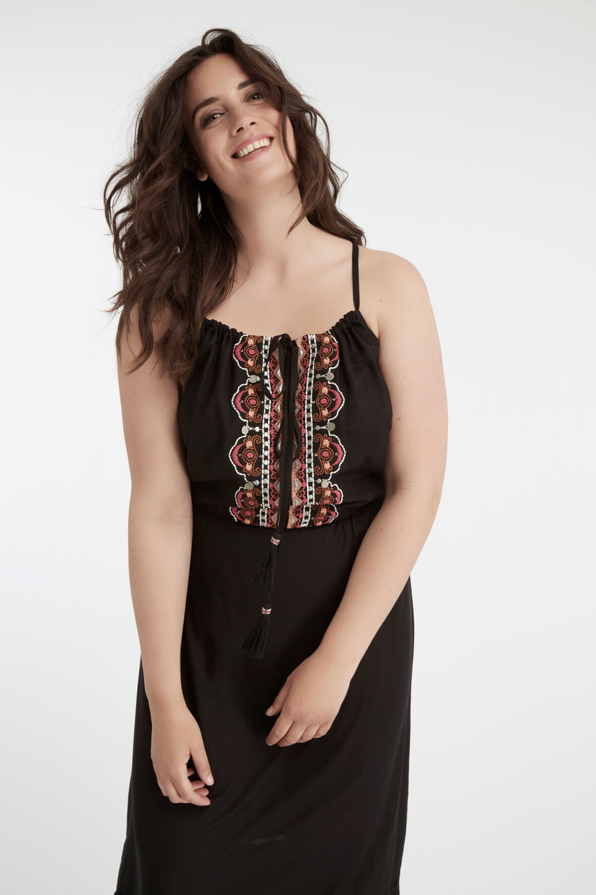 Sommerkleid mit Stickerei image number 5