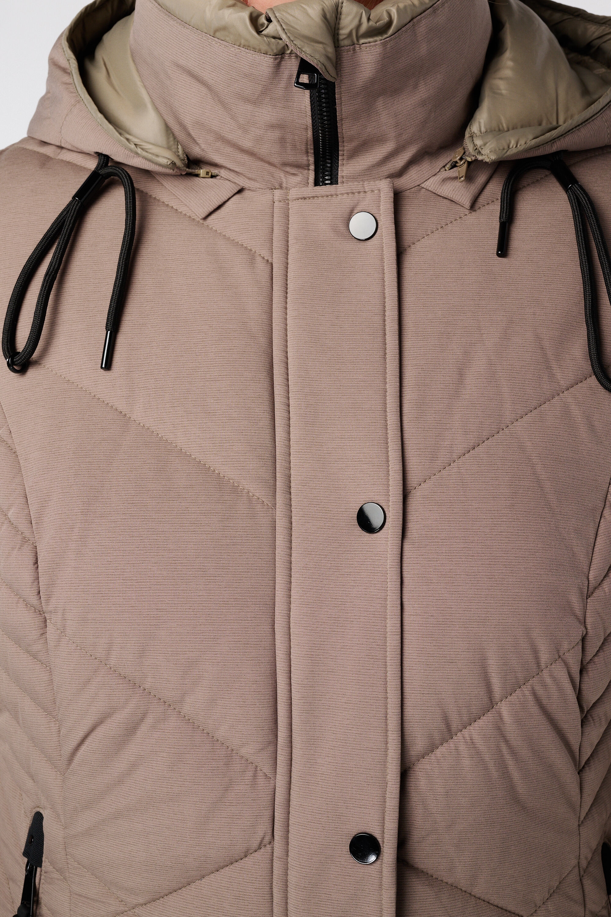 Gesteppte Jacke mit Kapuze image number 6