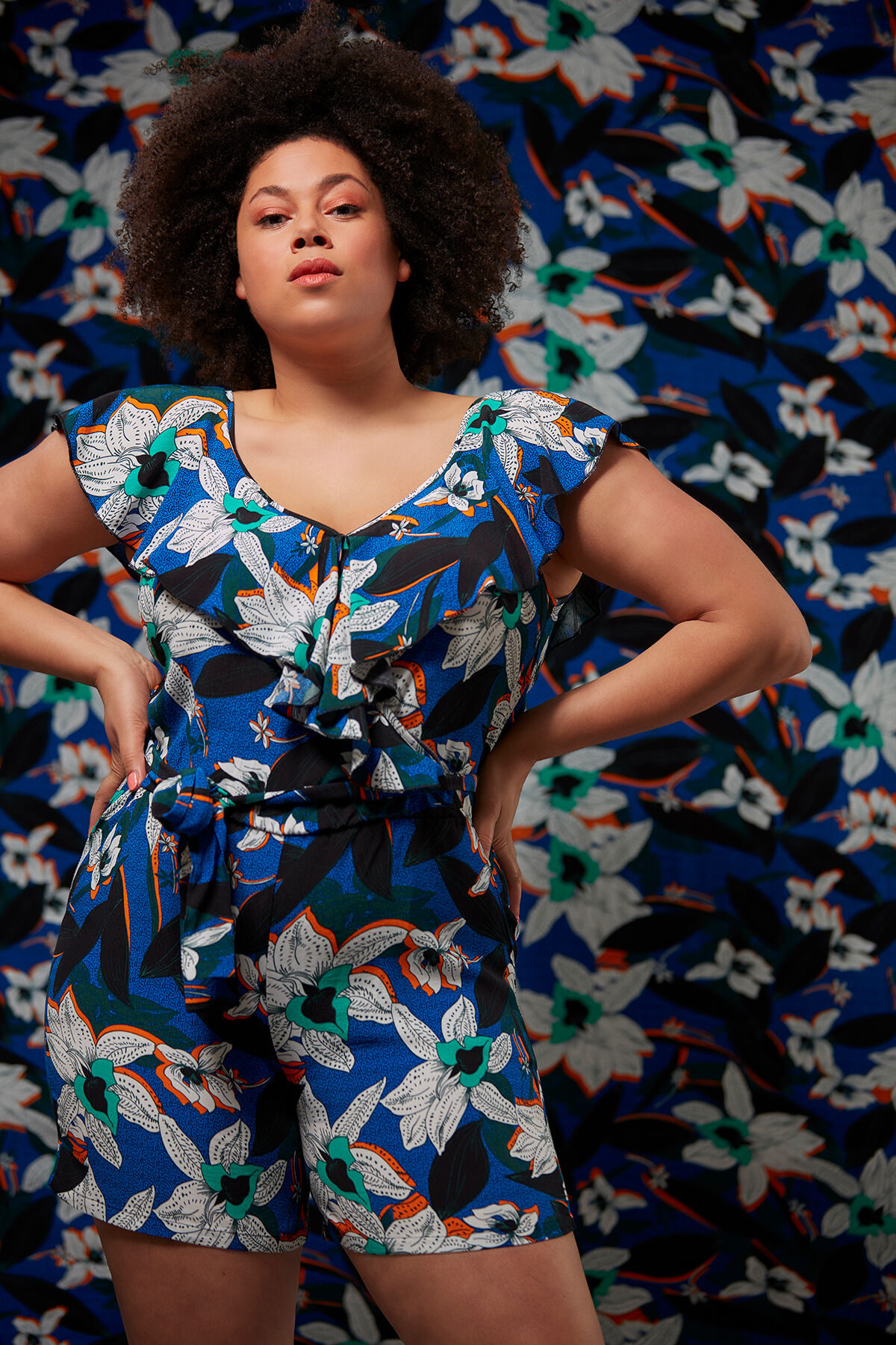 Playsuit mit R&uuml;sche image number 4