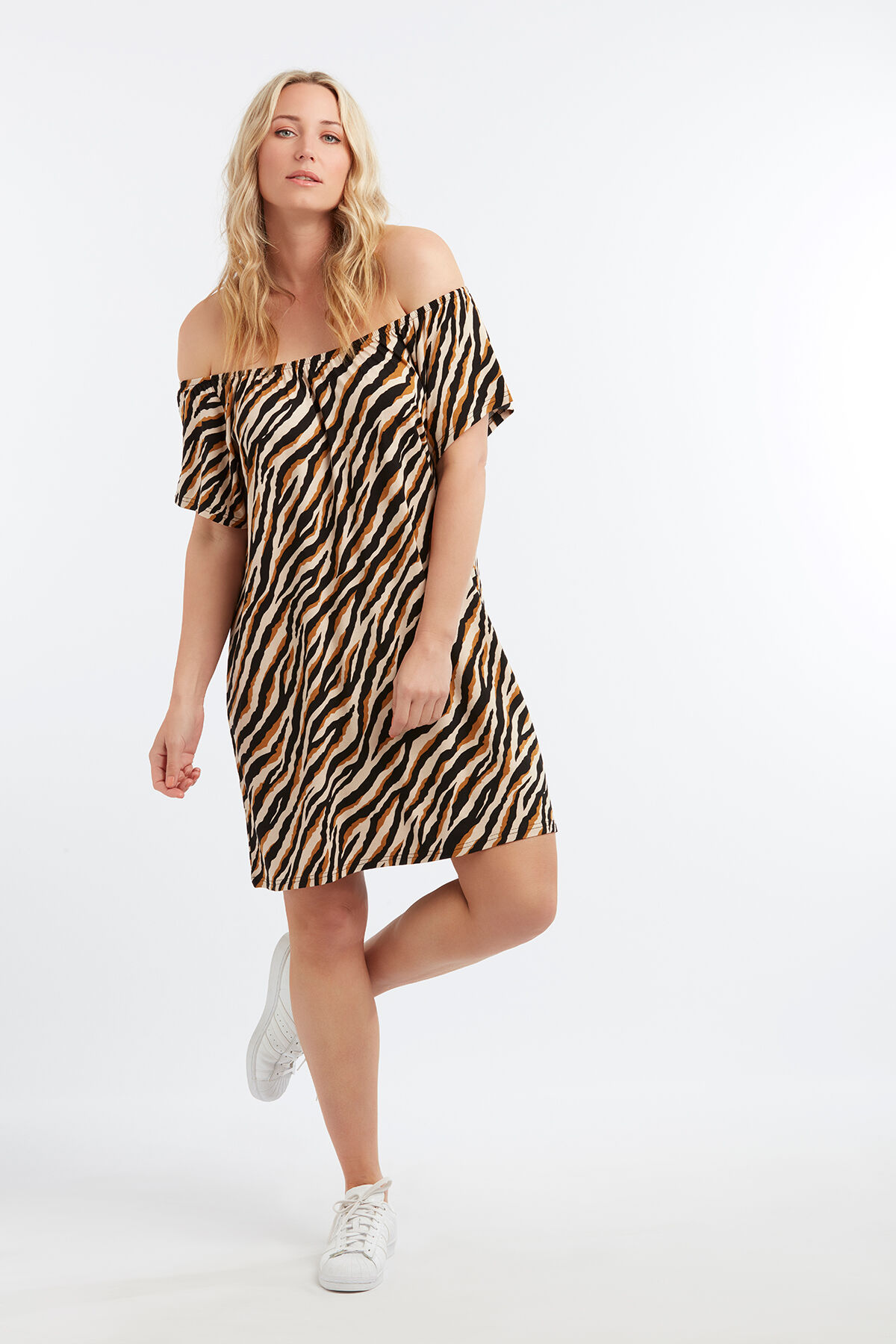 Kleid in lockerer Passform image number 3