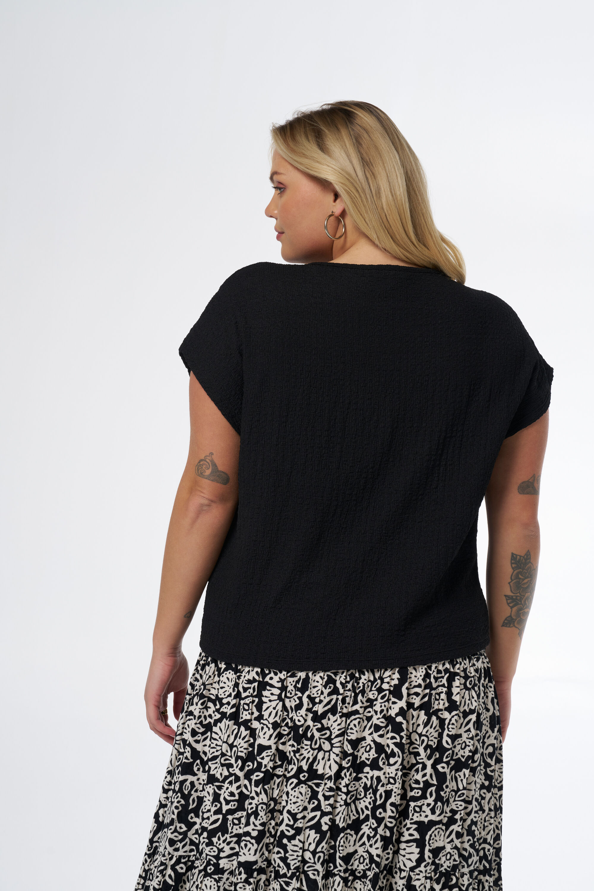 Top mit strukturiertem Stoff  image number 3