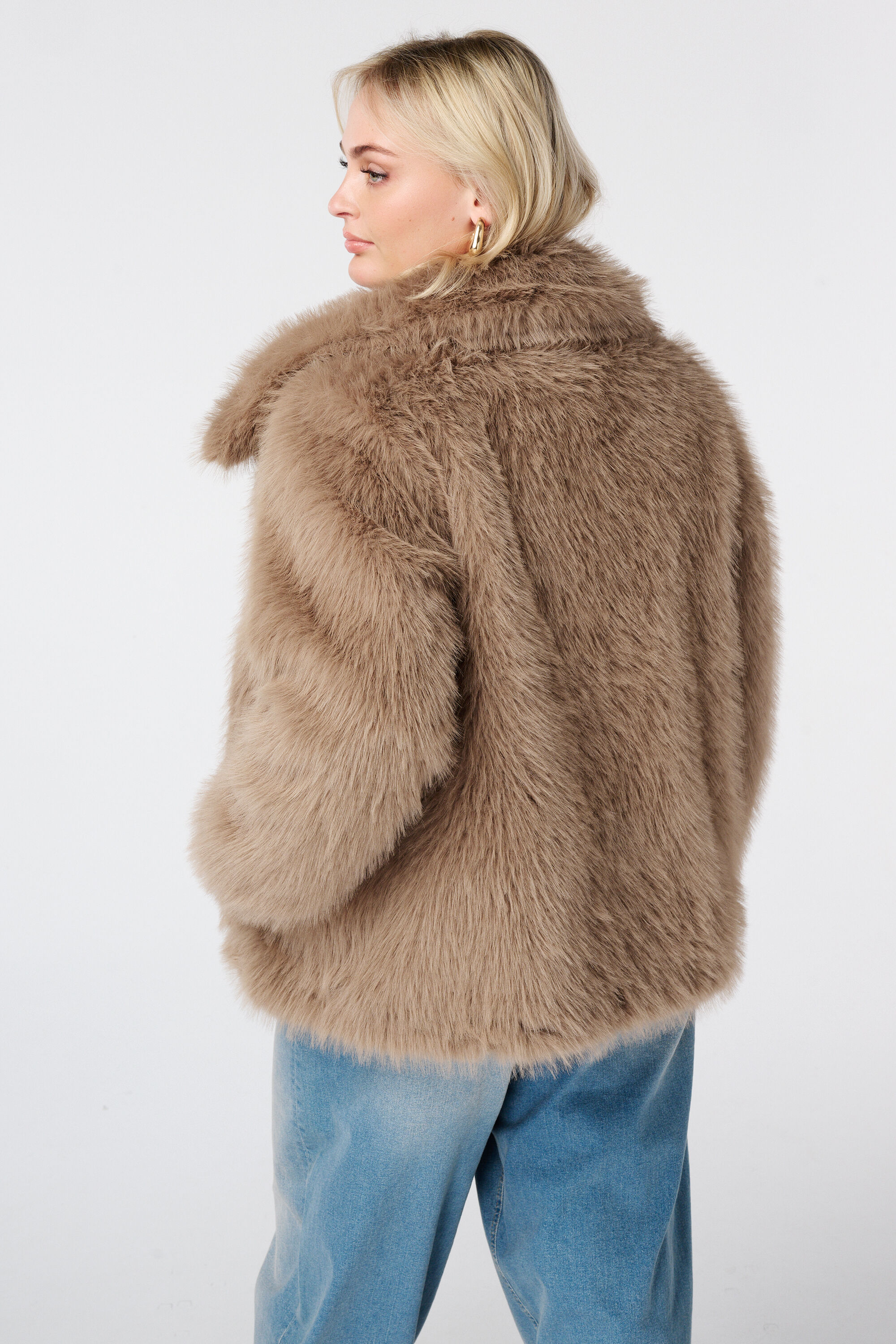 Jacke aus Kunstfell image number 3
