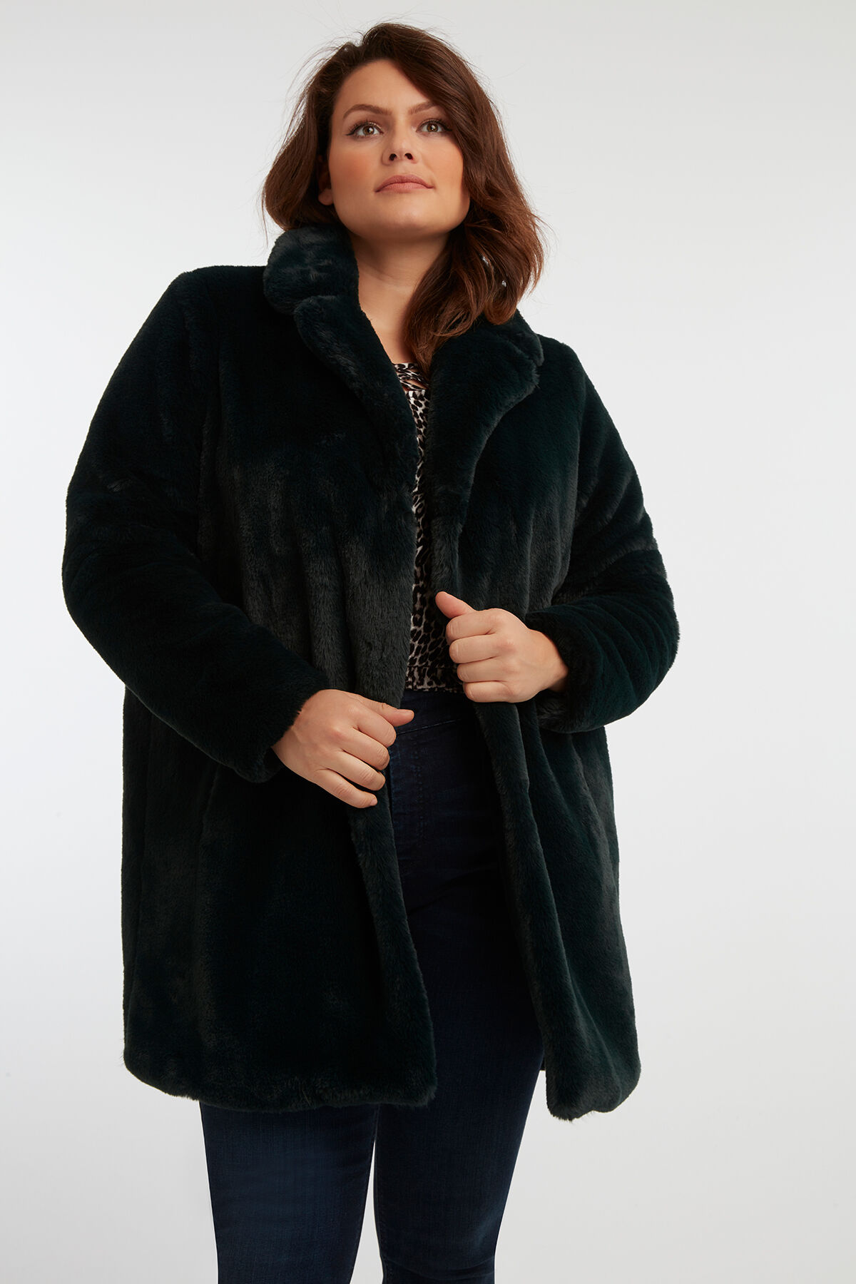 Mantel aus Kunstpelz image number 3