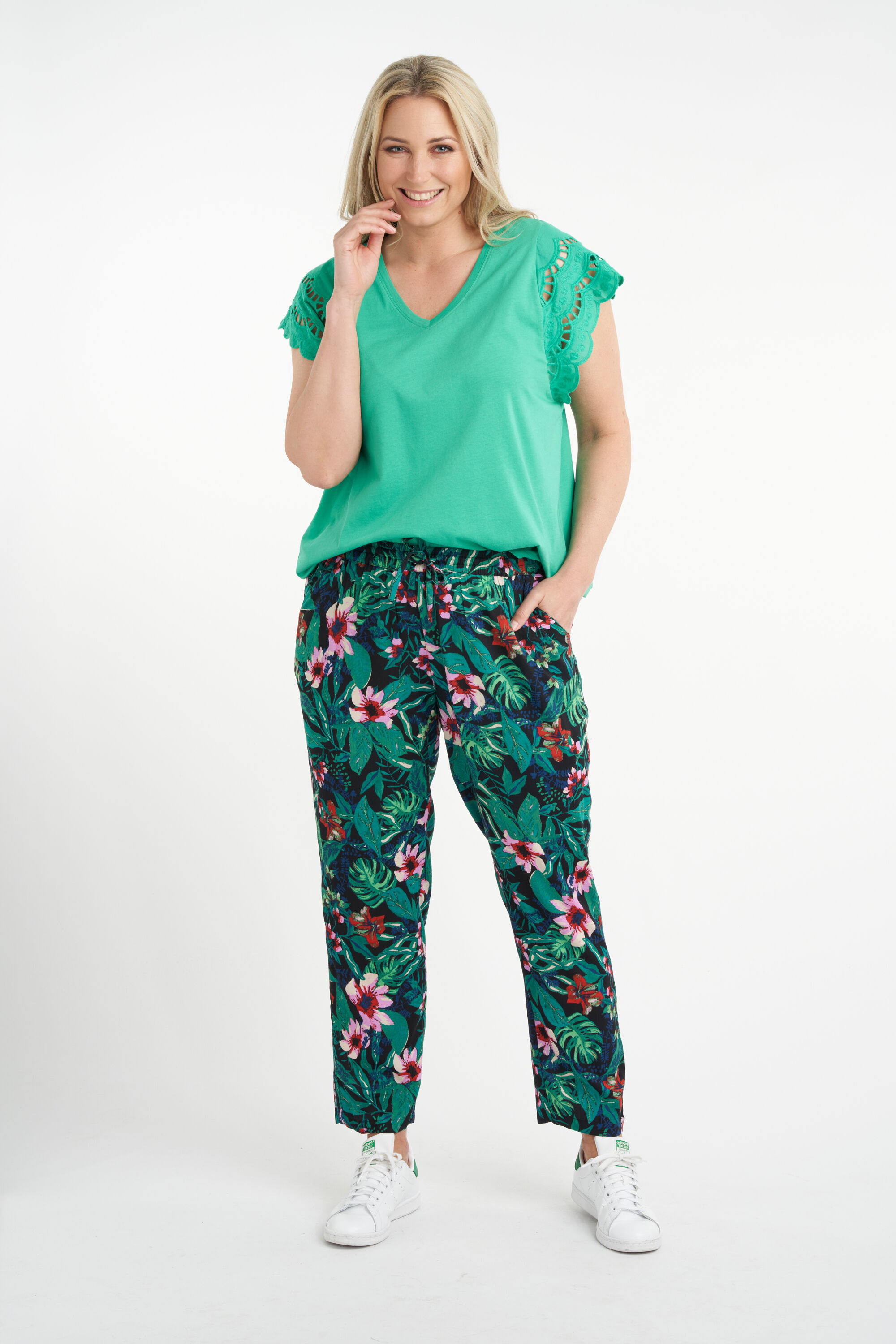 Weit geschnittene Hose  image number 6