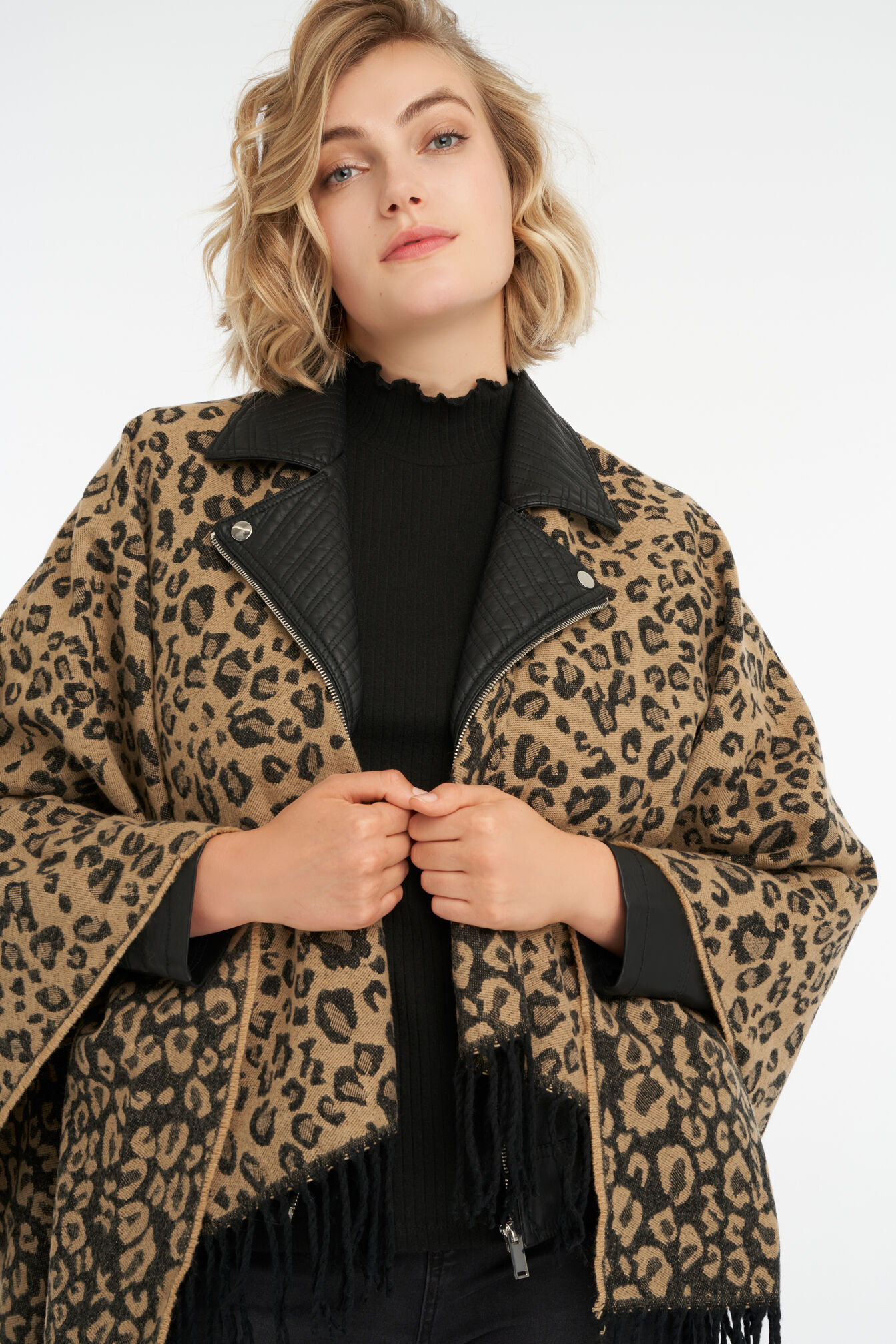 Cape mit Leoparden-Print image number 3