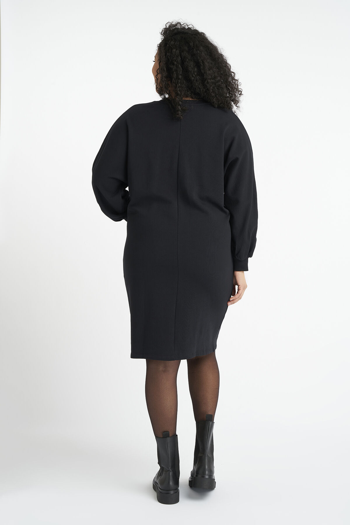 Sweater-Kleid image number 3