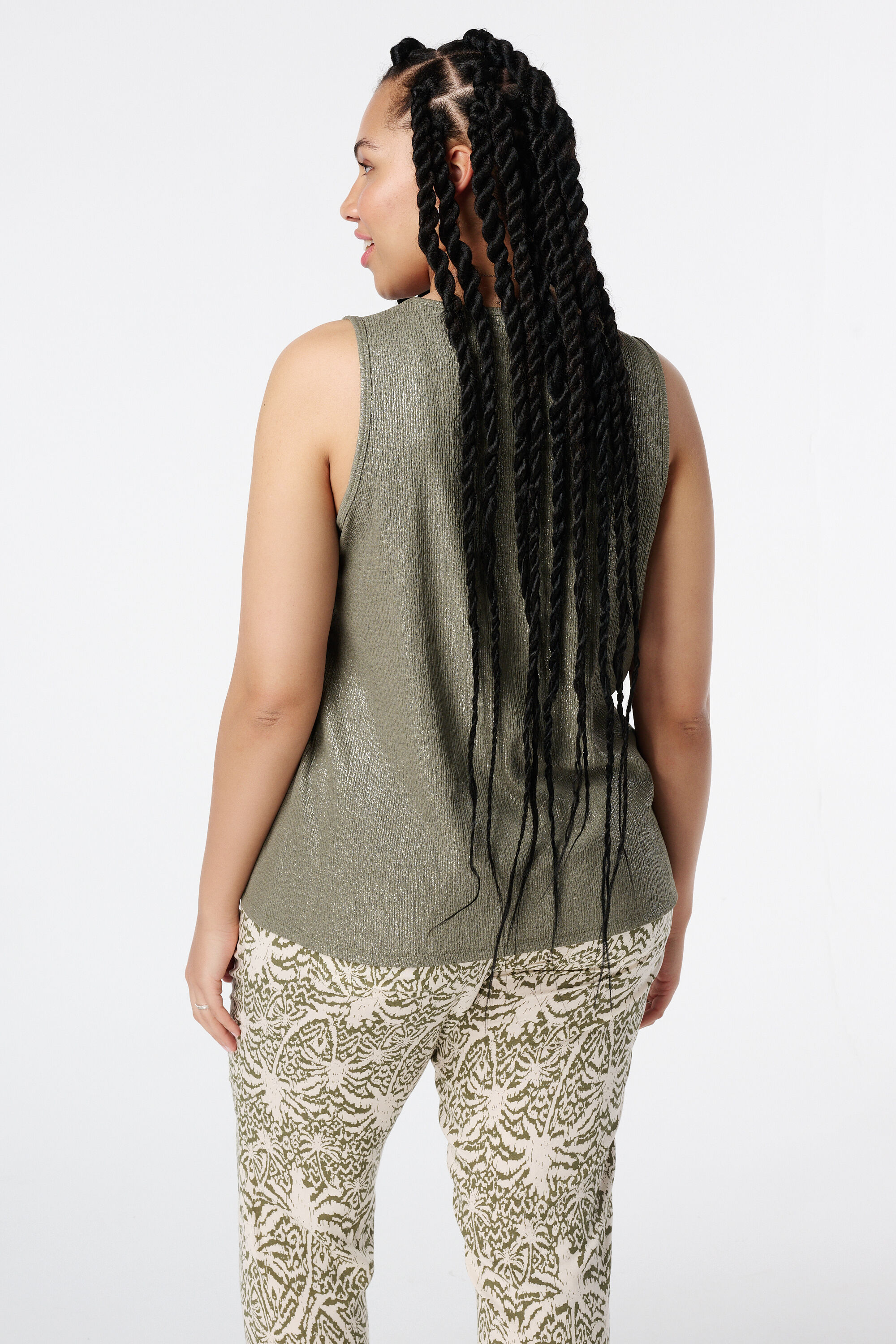 Top mit metallischem Glanz  image number 3