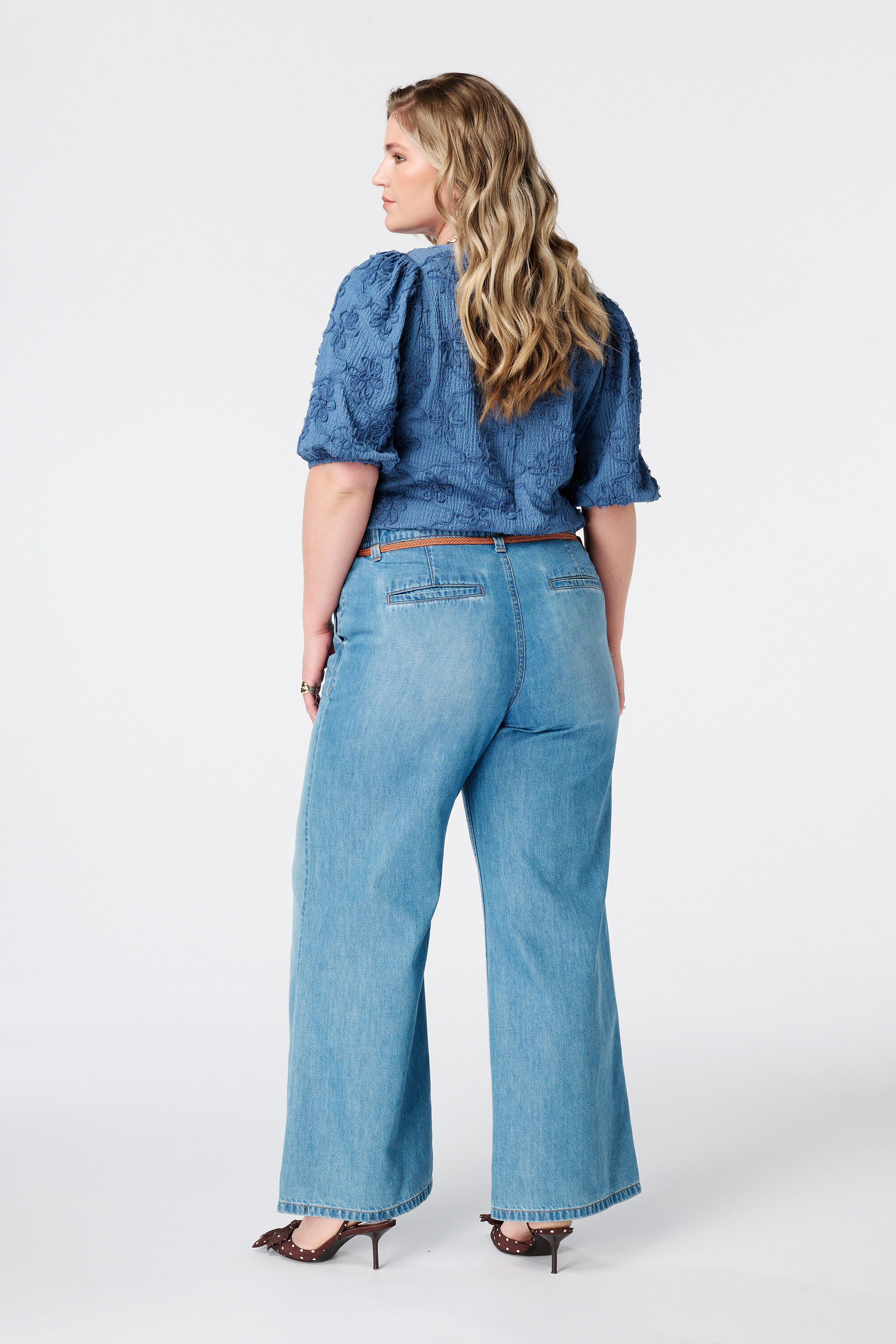 Wide Leg Jeans mit G&uuml;rtel image number 3