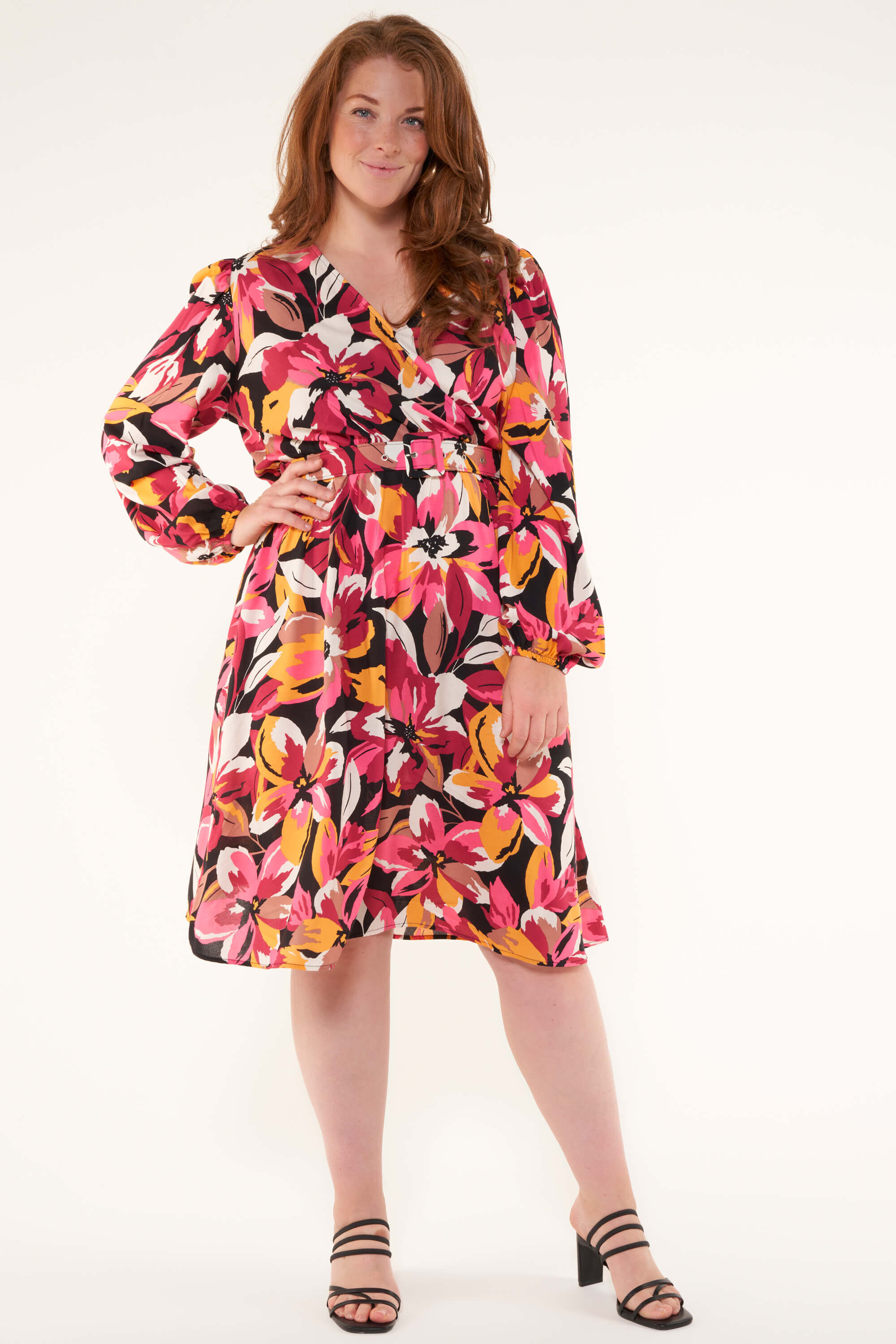 Kleid mit G&uuml;rtel  image number 5