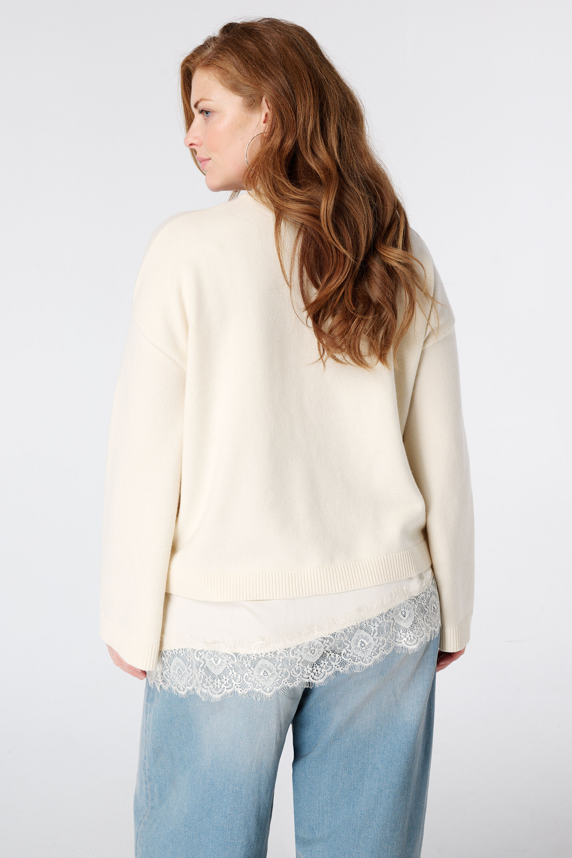 Pullover mit Spitze image number 3