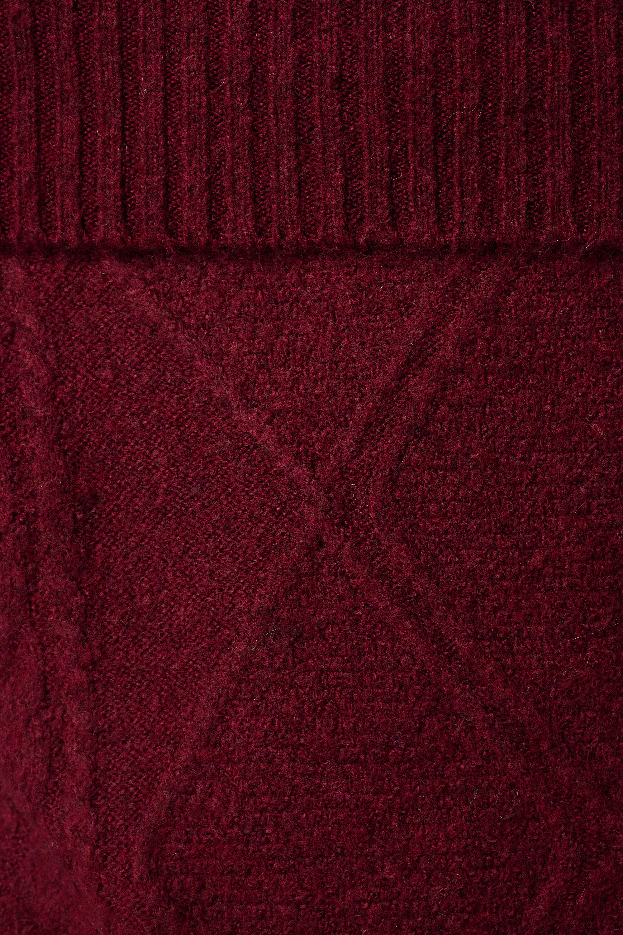 Off-Shoulder-Pullover mit Zopfmuster image number 6