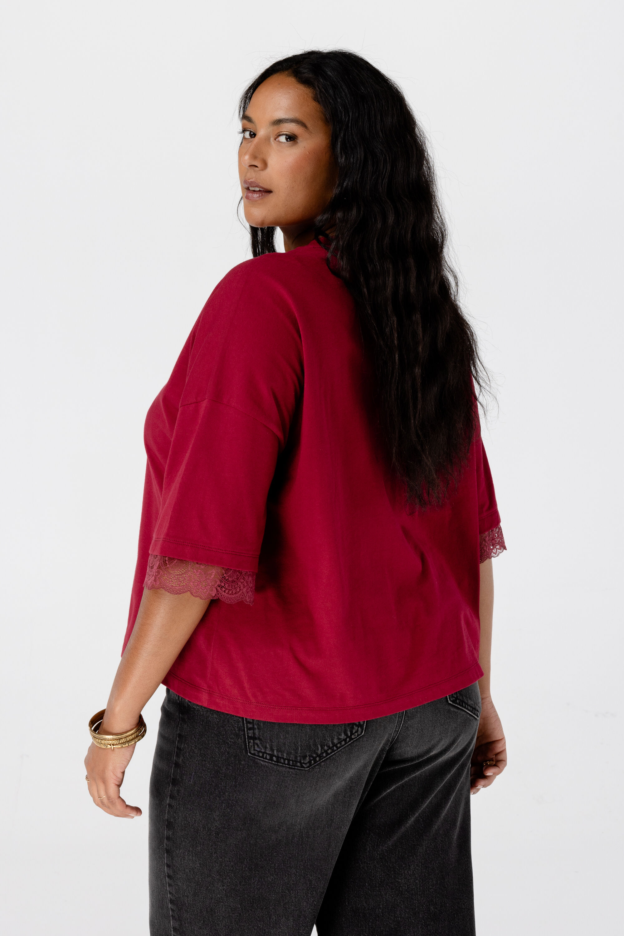 T-Shirt mit Spitzendetails image number 3