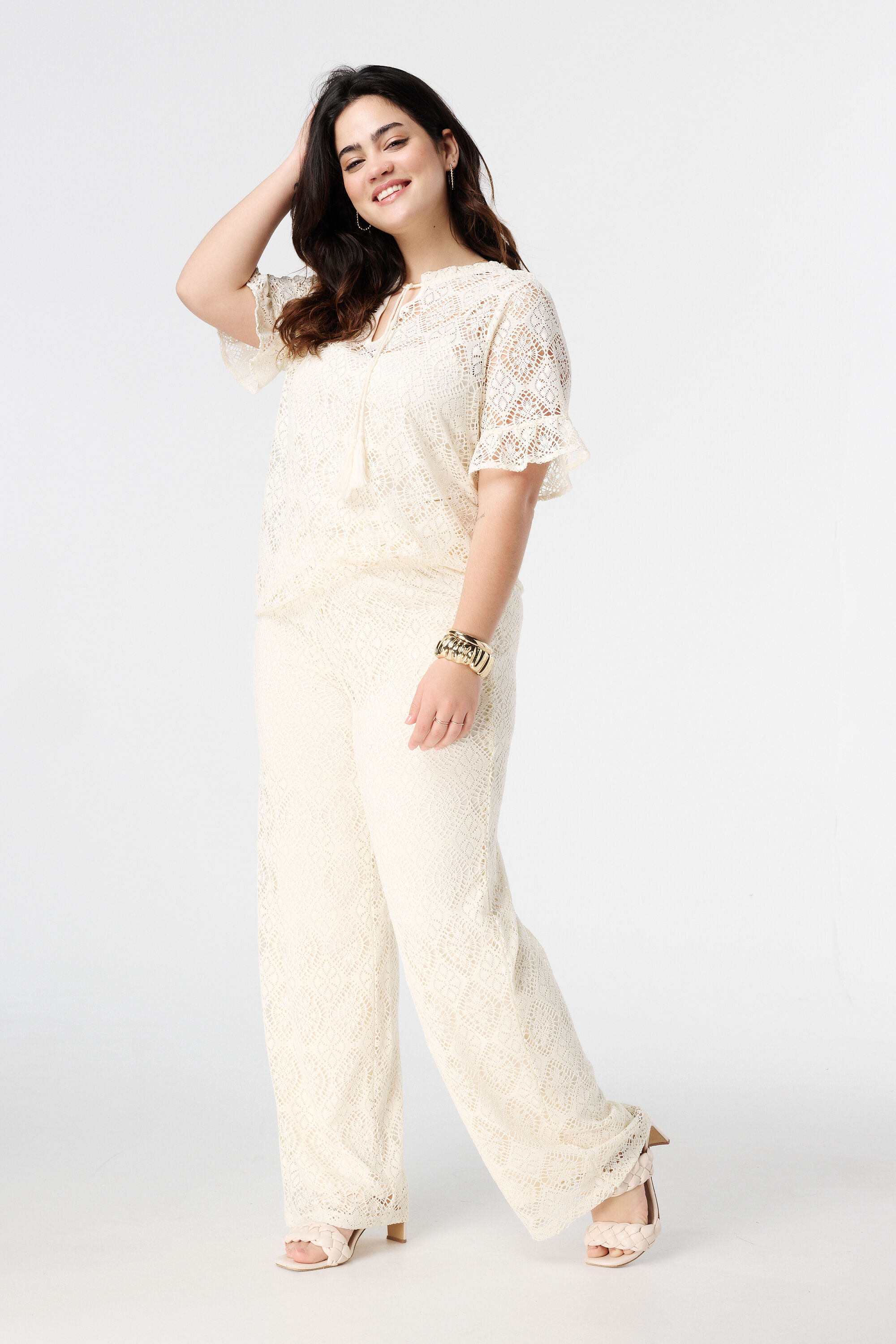 Spitzentop mit kurzen &Auml;rmeln  image number 5