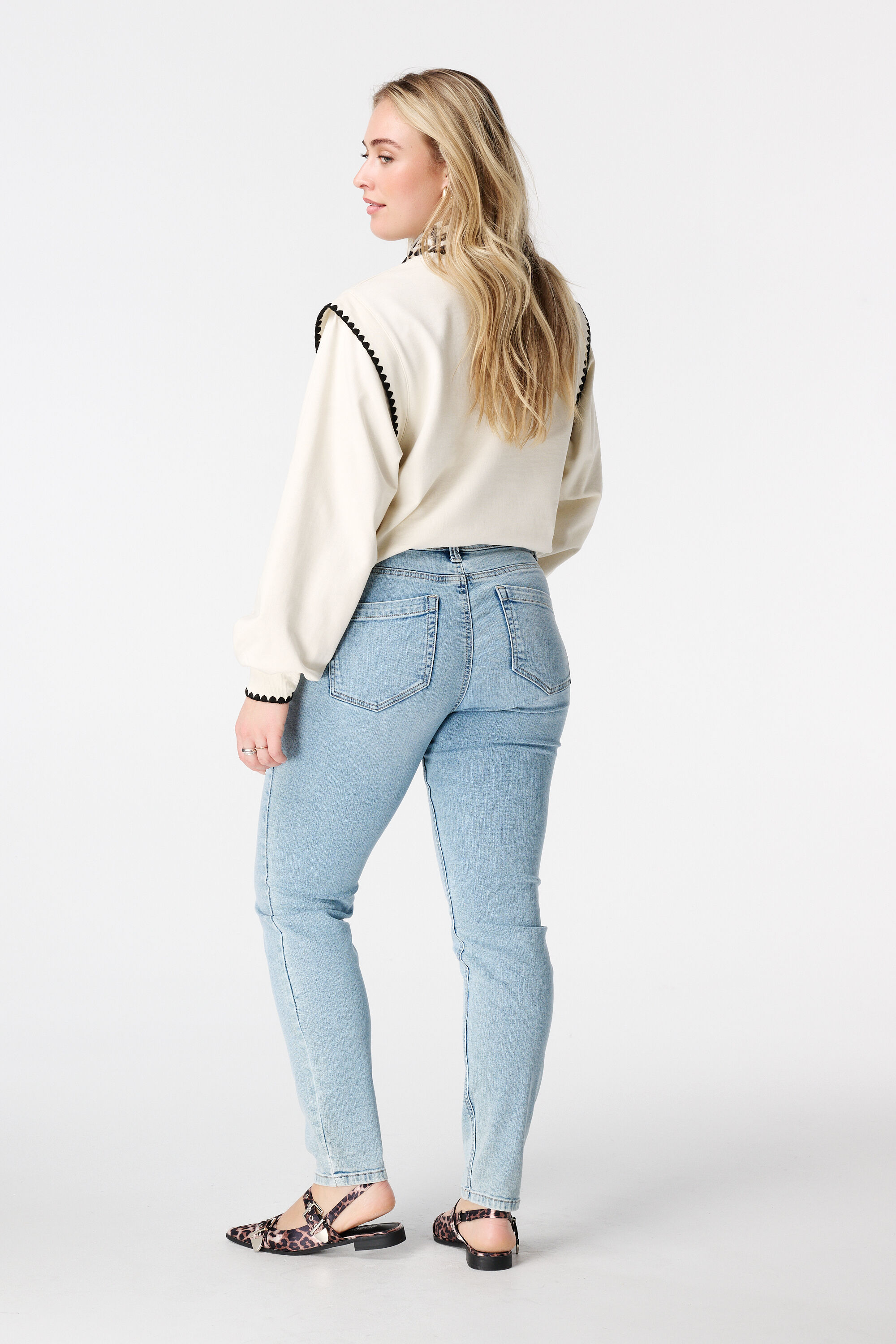 Slim-Leg-Jeans IRIS image number 3