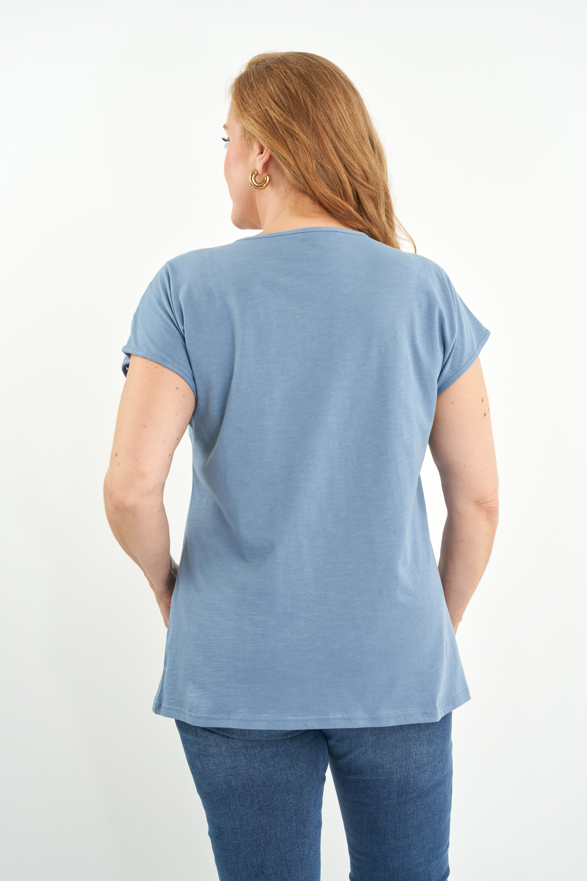 T-Shirt mit Lochmuster an der Schulter image 3