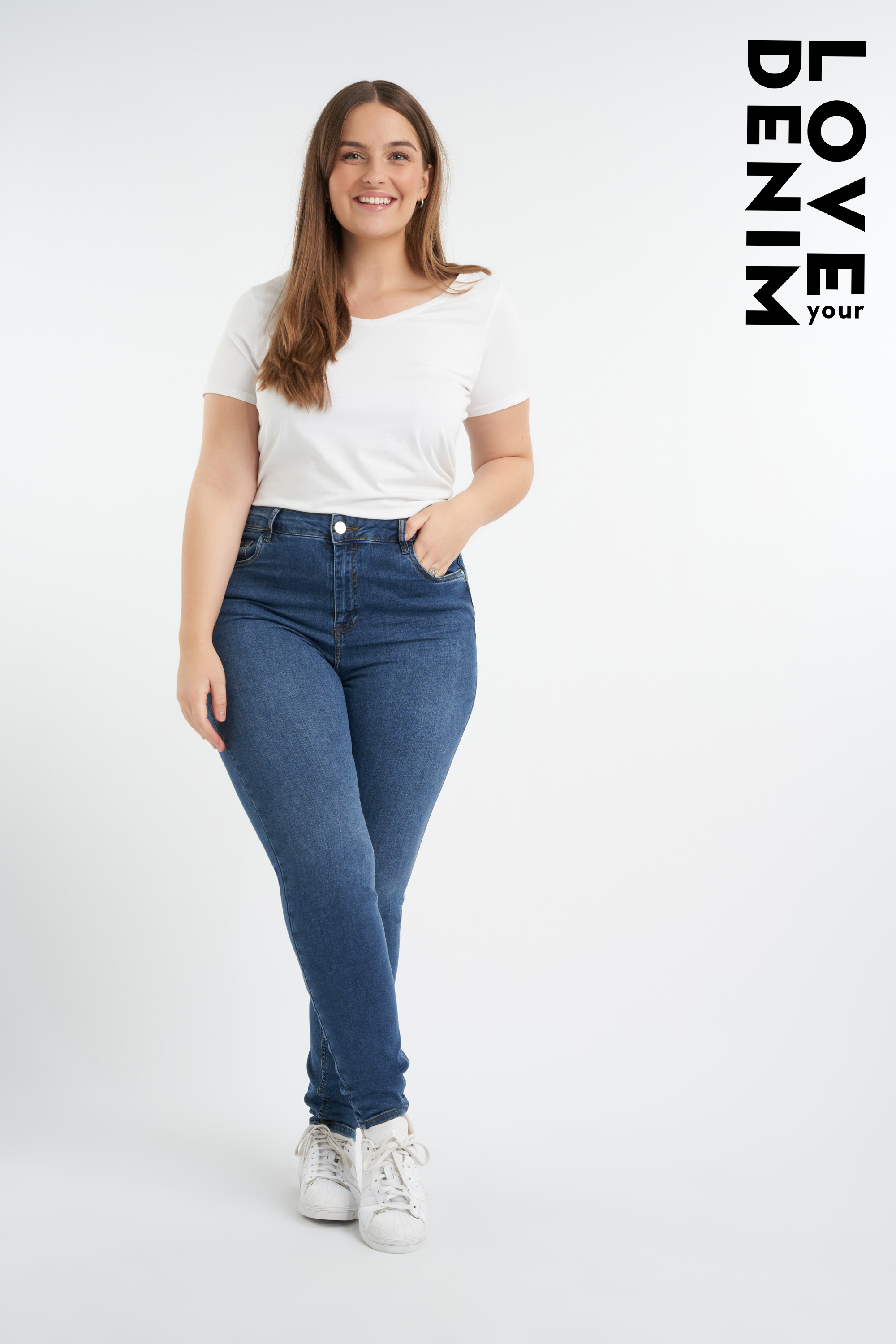 Skinny-Leg-Jeans mit hoher Taille CHERRY
