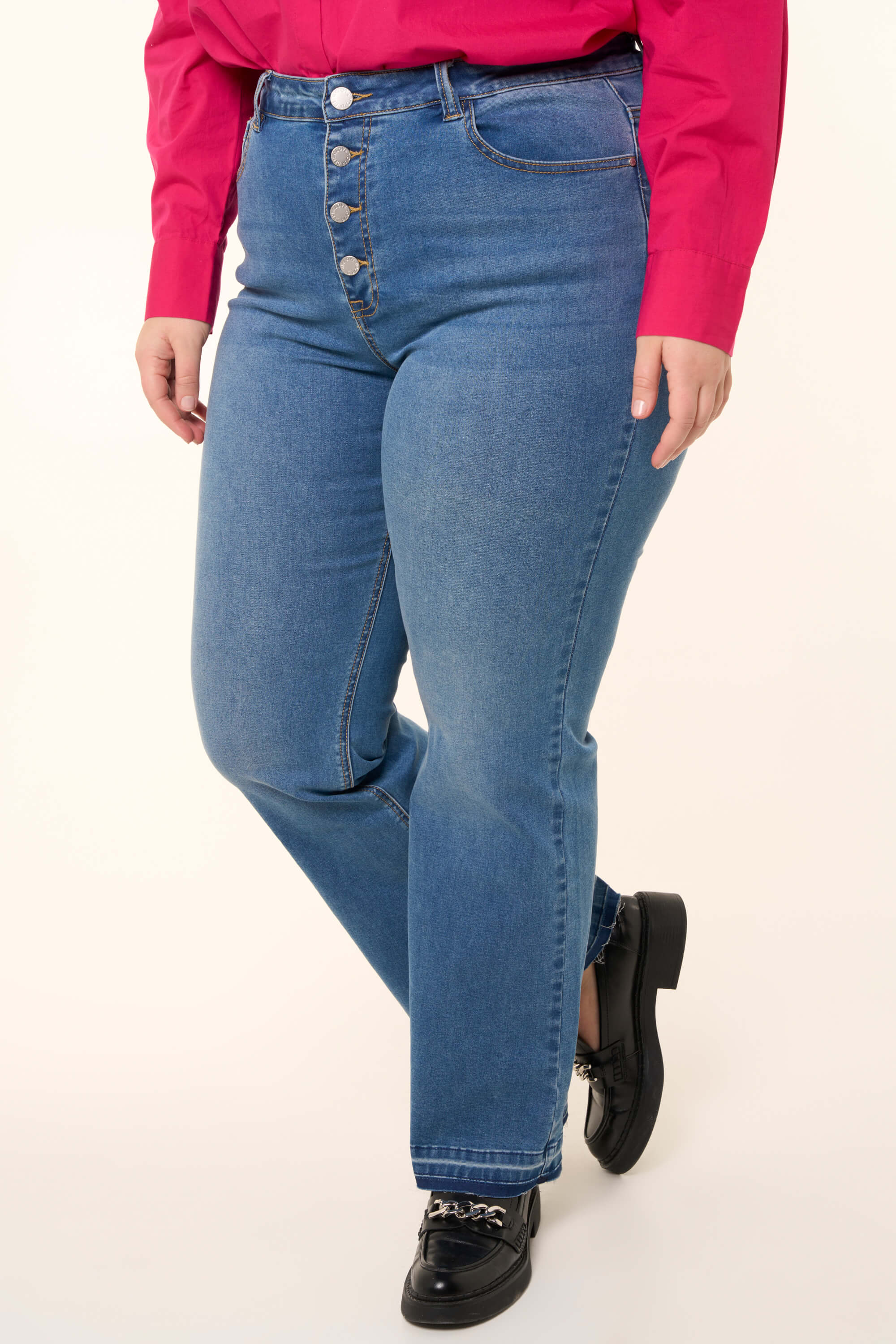 Flared Jeans image number 5